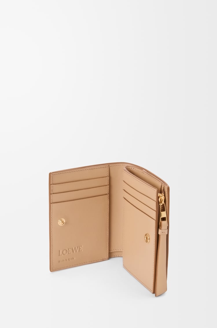 LOEWE Cartera compacta Puzzle en piel de ternera clásica Gris Claro/Beige Sedoso