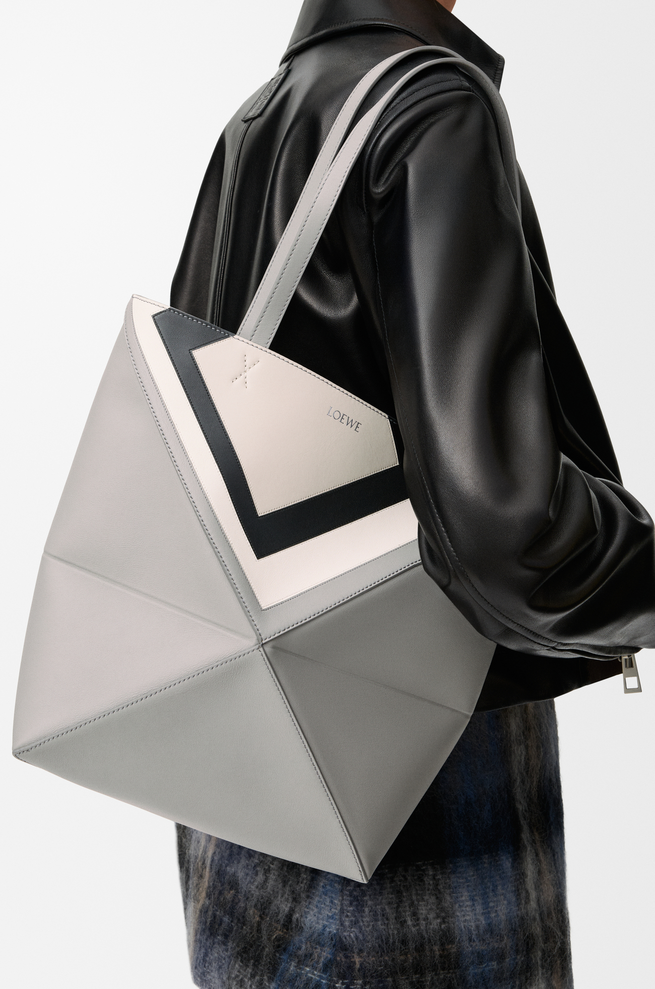LOEWE Medium Puzzle Fold tote in nappa calfskin Grey/Light Ghost
