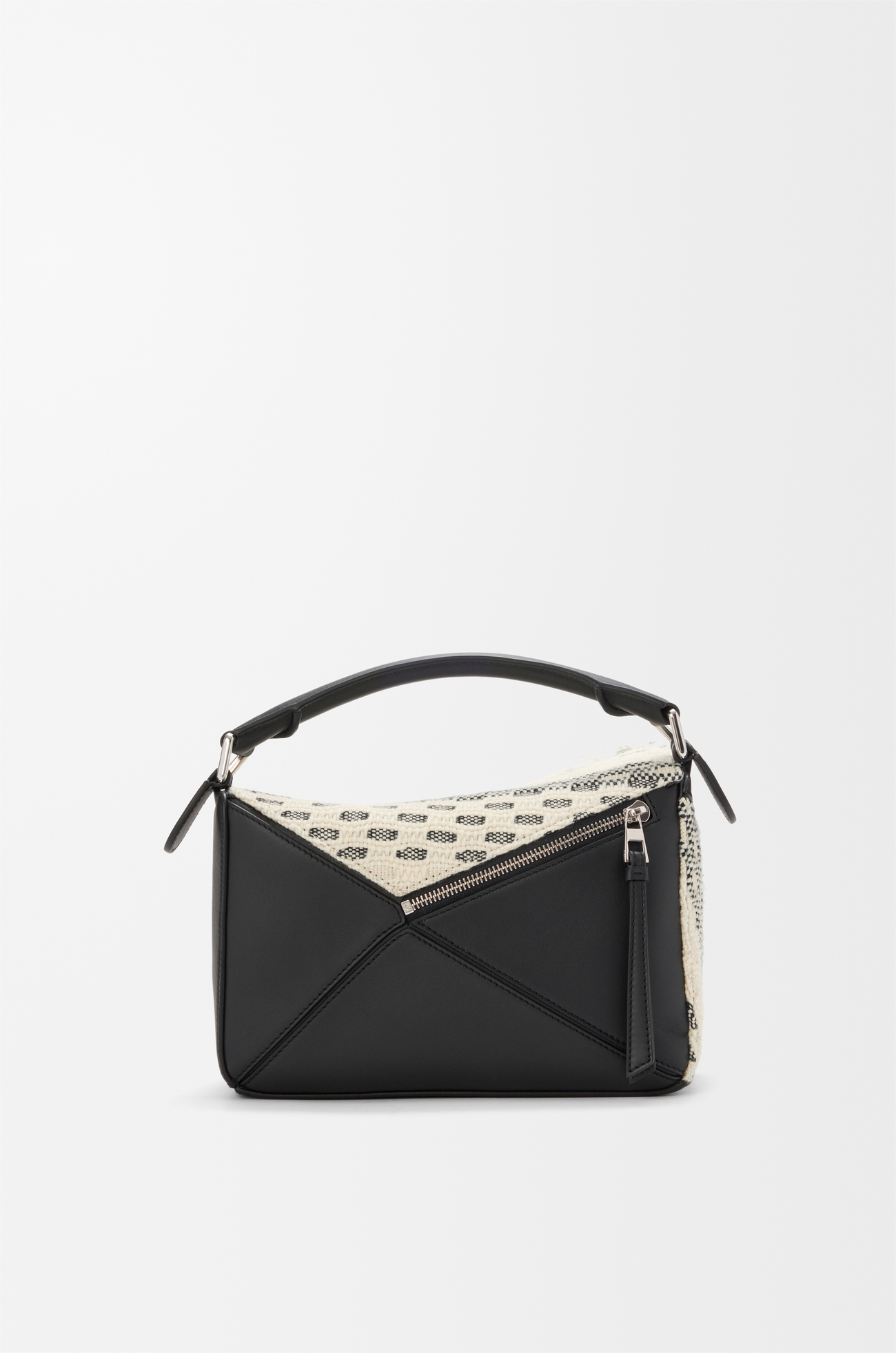 LOEWE Small Puzzle bag in woven textile Black/White