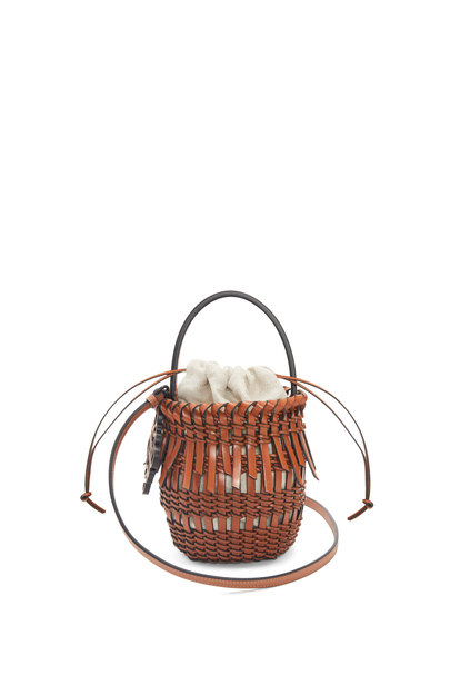LOEWE Small Fringe Bucket bag in calfskin 棕褐色