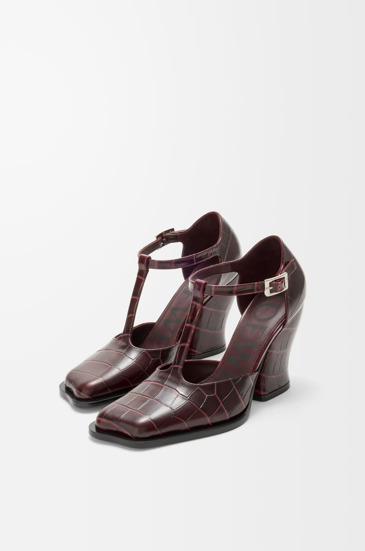 LOEWE Zapato de salón Onda con tira en T en piel de ternera Burdeos