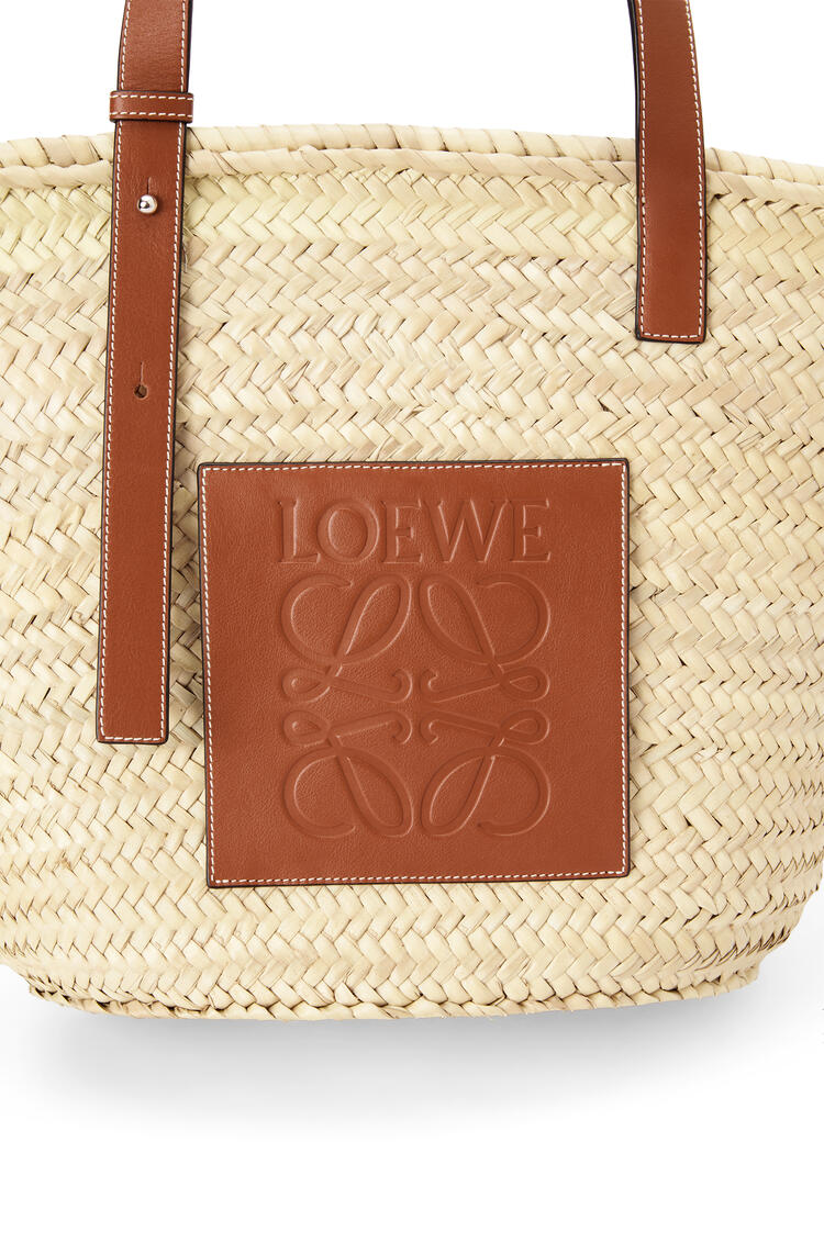 LOEWE 棕櫚葉拼小牛皮織籃 自然色/古銅色