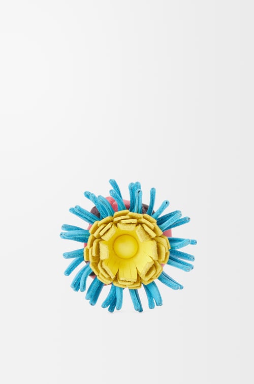 LOEWE Cactus stud flower in classic calfskin Pink/Blue plp_rd