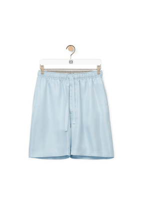 LOEWE Pantalón corto en seda con jacquard de anagrama Azul Claro