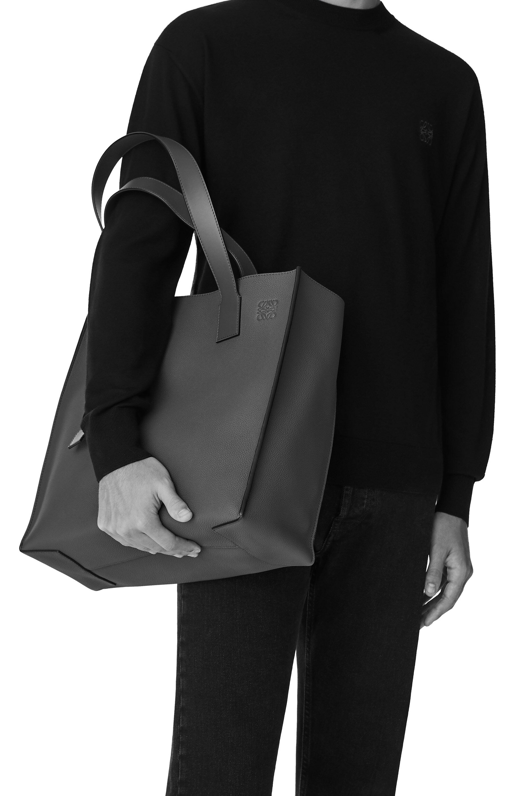 Loewe buckle sales tote bag