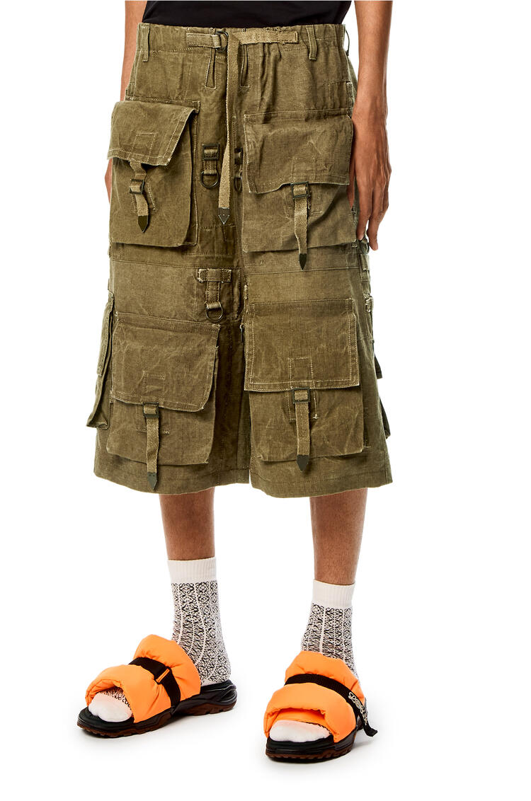 LOEWE Multi-pocket bermuda shorts in cotton and linen Old Military Green