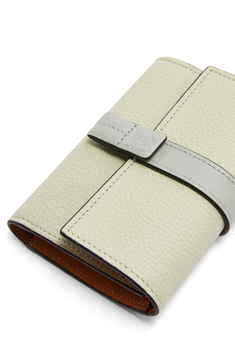 LOEWE Small vertical wallet in soft grained calfskin Marble Green/Ash Grey pdp_rd