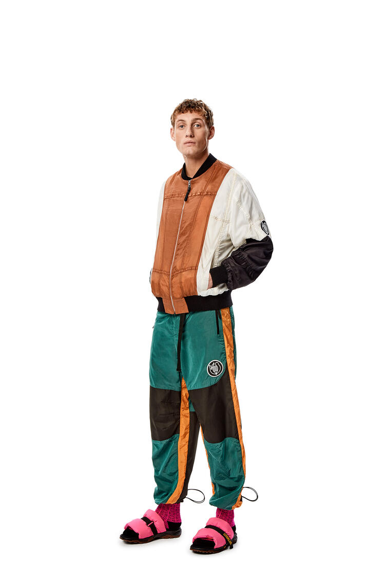 LOEWE Pantalón con panel y cordón Verde Bosque/Naranja pdp_rd