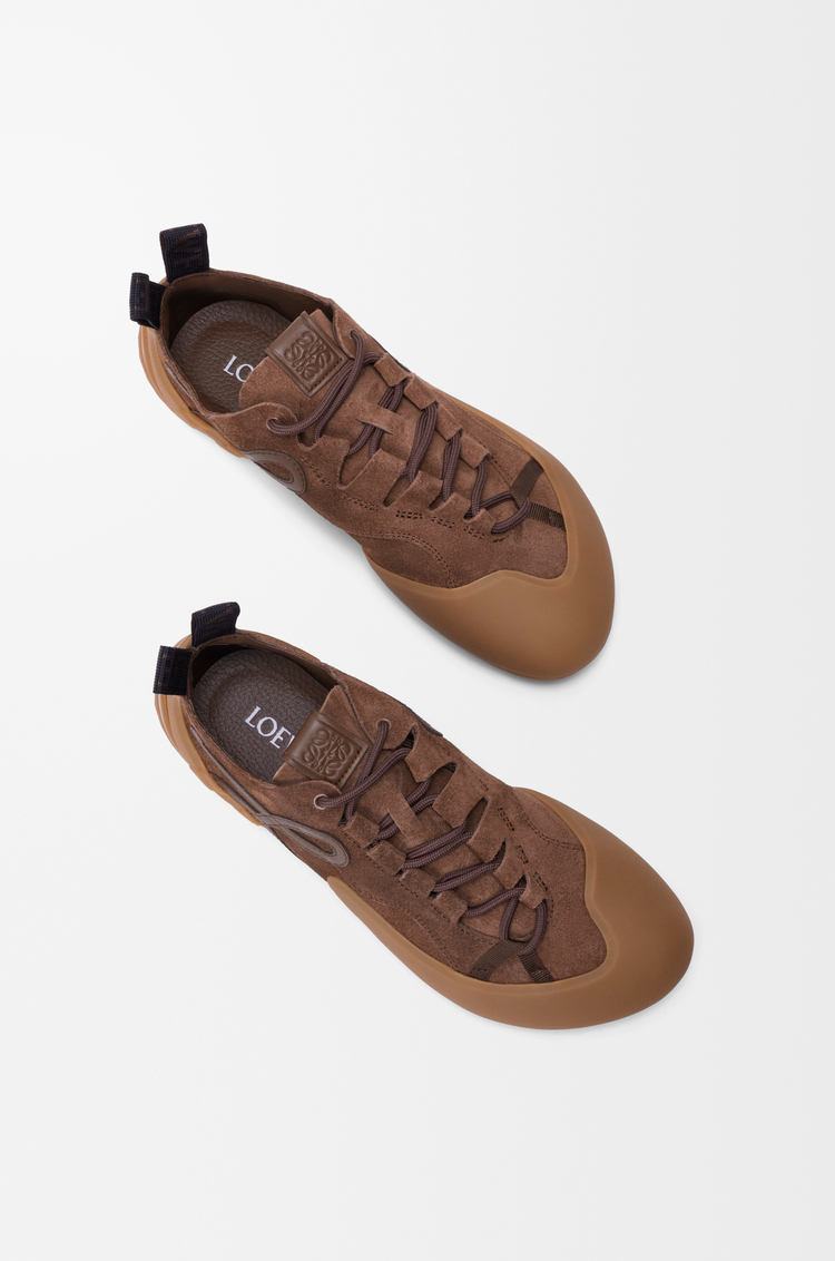 LOEWE Zapatilla Grip en ante de piel de ternera Bizcocho