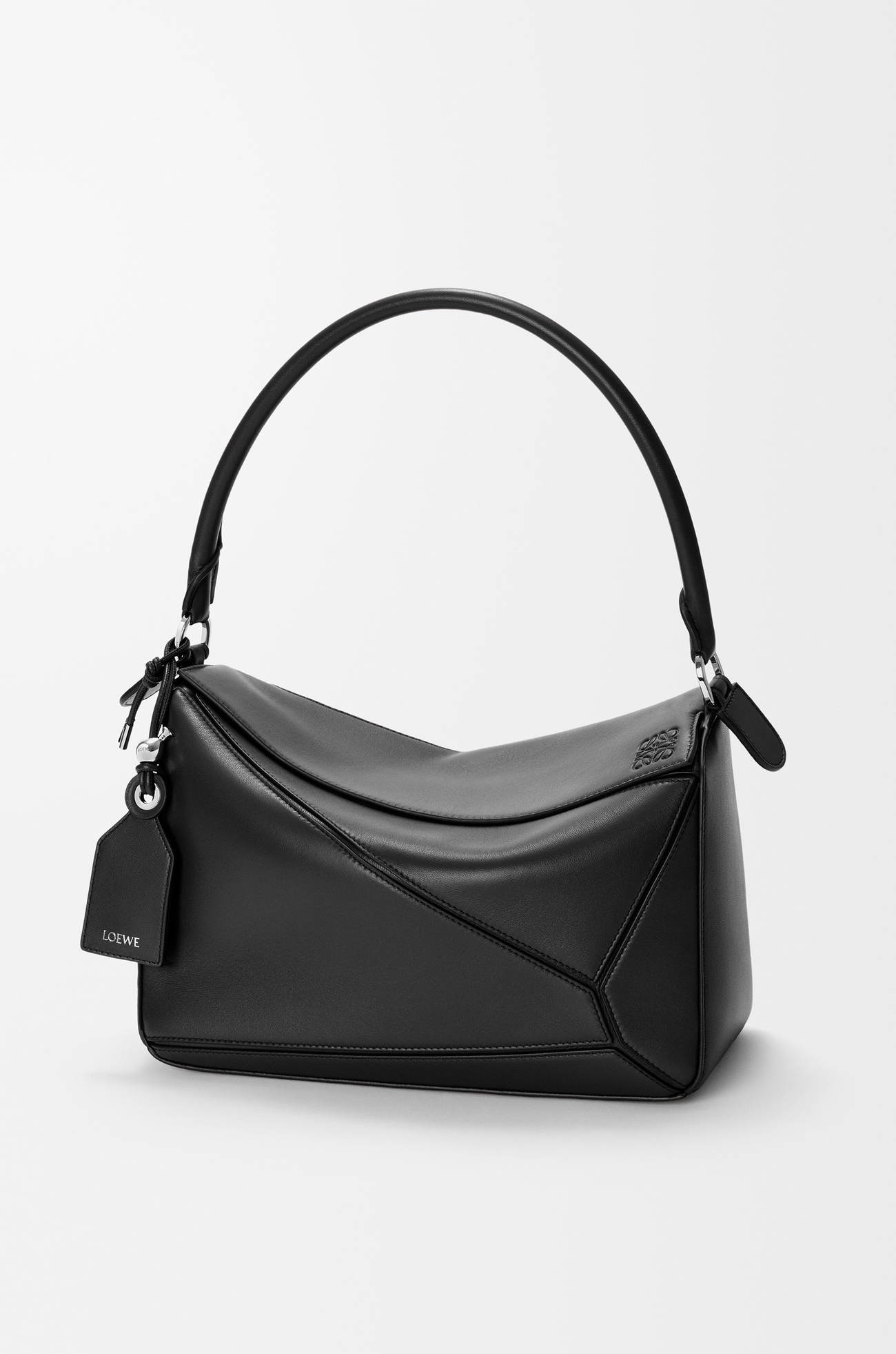LOEWE Medium Puzzle Featherlight bag in nappa lambskin Black