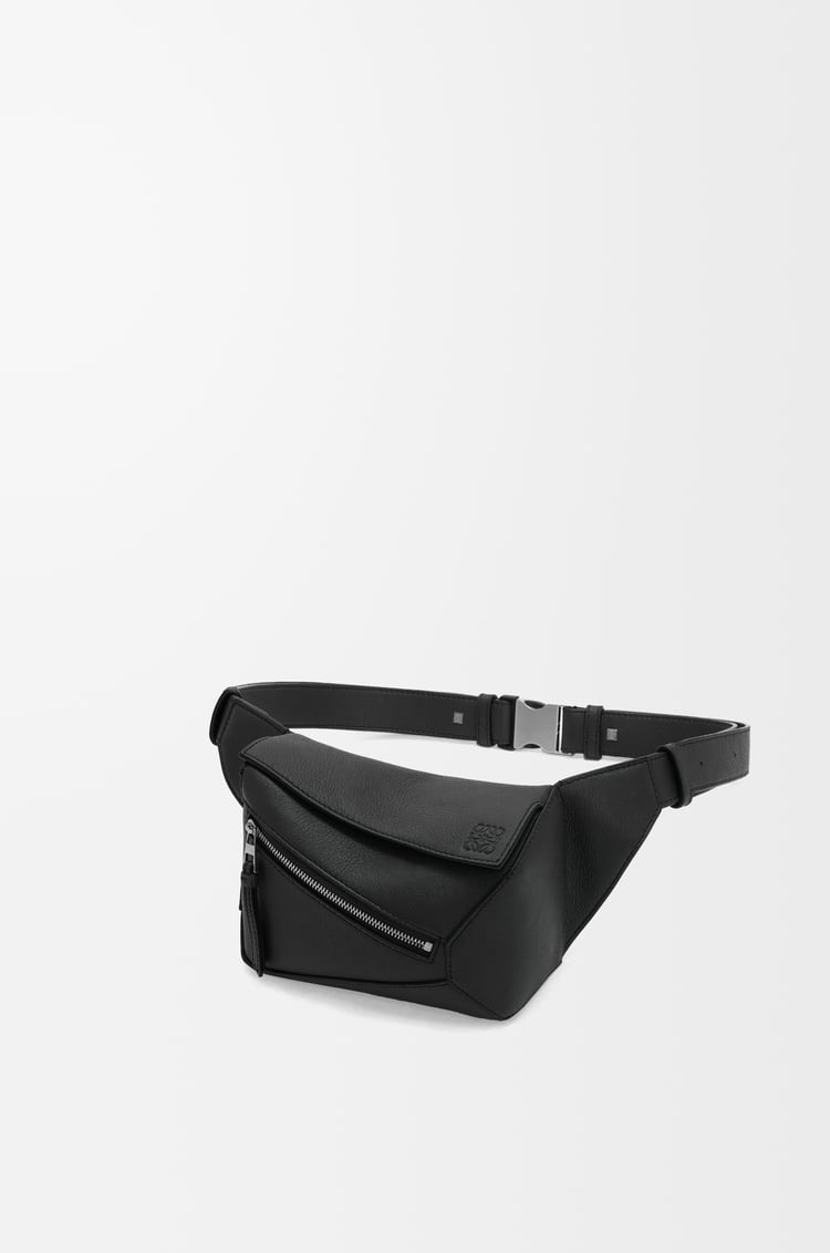 LOEWE Riñonera Puzzle mini en piel de ternera Negro
