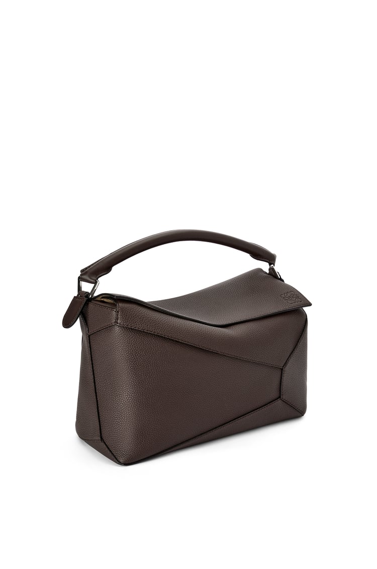 LOEWE Large Puzzle bag in grained calfskin Chocolate