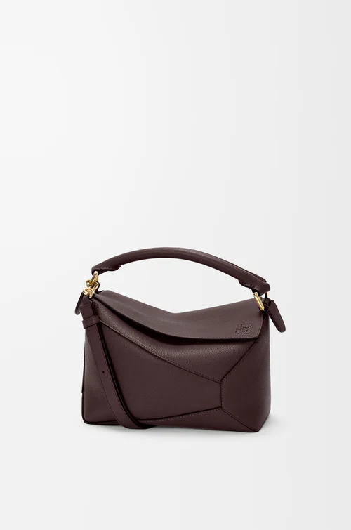 LOEWE Petit sac Puzzle Edge en cuir de veau grainé souple Brownie Foncé