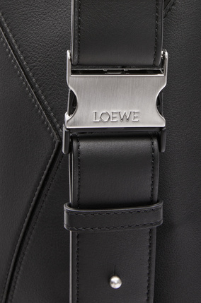LOEWE Small Puzzle Bumbag in classic calfskin Black plp_rd