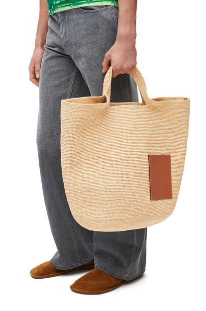 LOEWE Large Slit bag in raffia and calfskin Natural/Tan plp_rd
