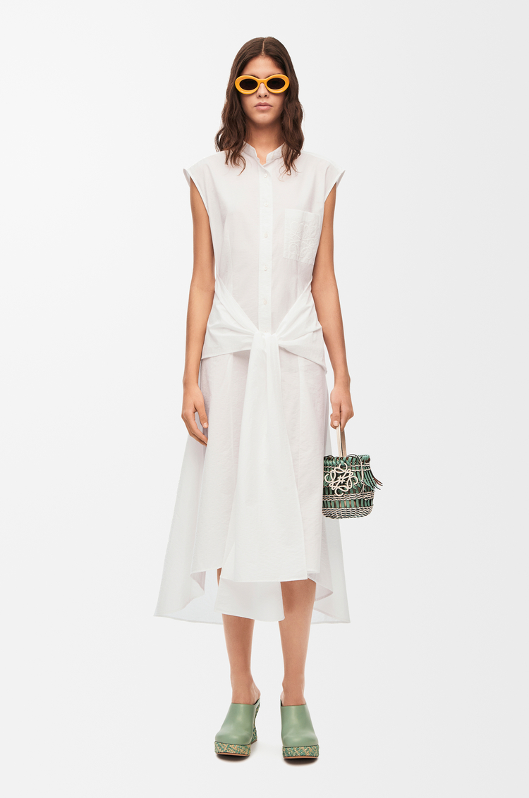 LOEWE Small Fringe Bucket bag in calfskin Fresh Mint/Soft White