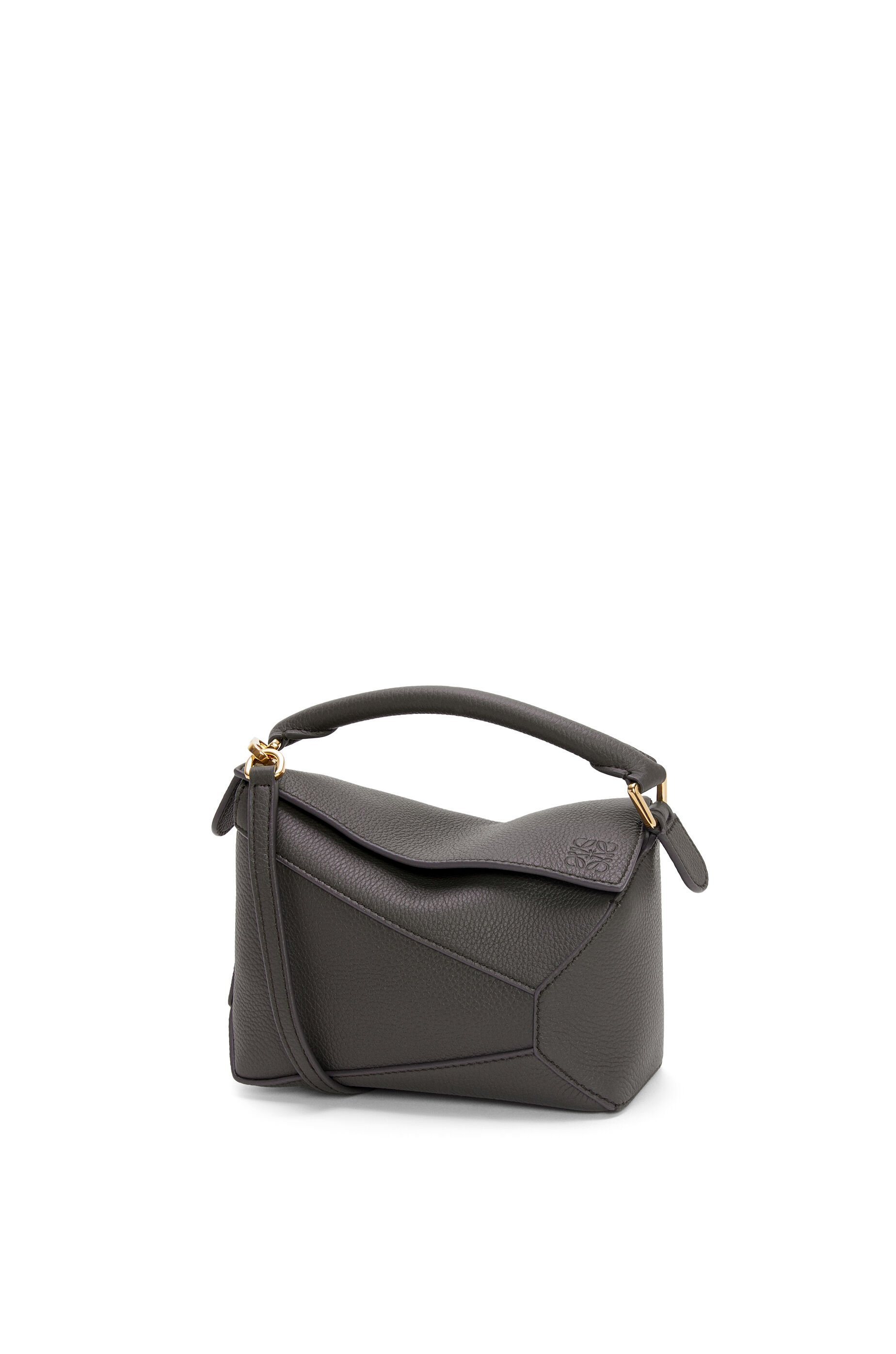 Loewe tan clearance puzzle bag