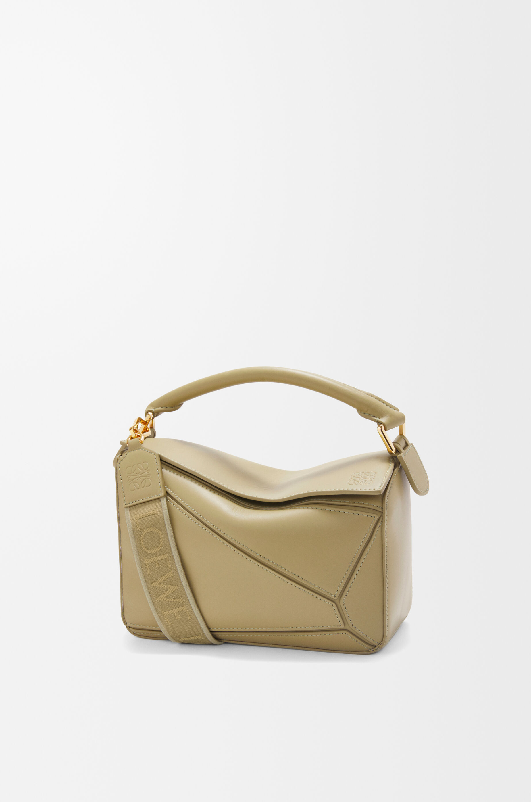 Small Puzzle bag in soft grained calfskin Pearl Grey LOEWE