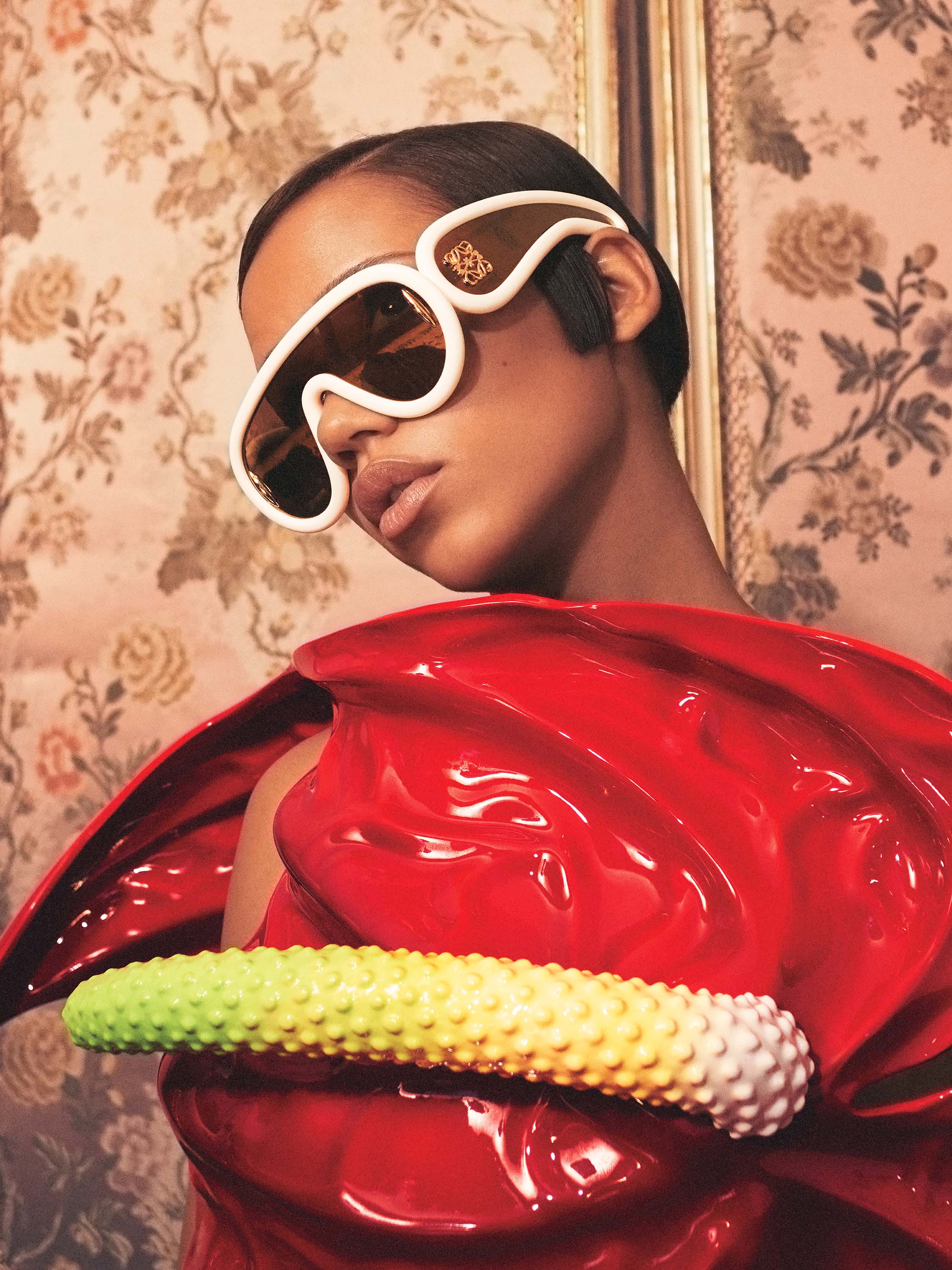 LOEWE_SS23_DAVID_SIMS_CAMPAIGN_RGB_CROPPED_2250X3000_030_0100_R_V2%20(1).jpg