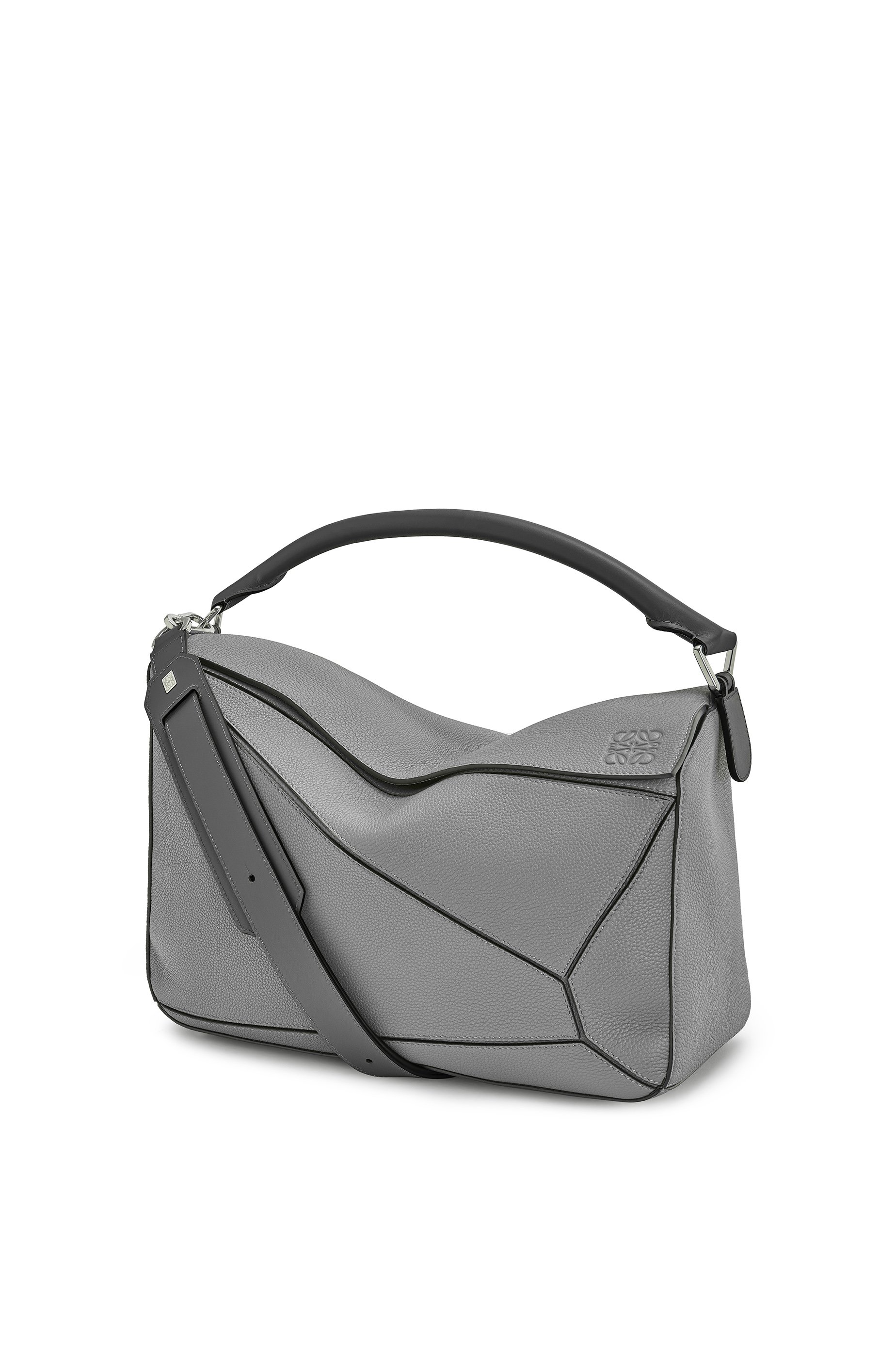 パズルバッグ ラージ ソフト グレイン カーフスキン ガンメタル Loewe パズルバッグ ラージ ソフト グレイン カーフスキン ガンメタル Loewe