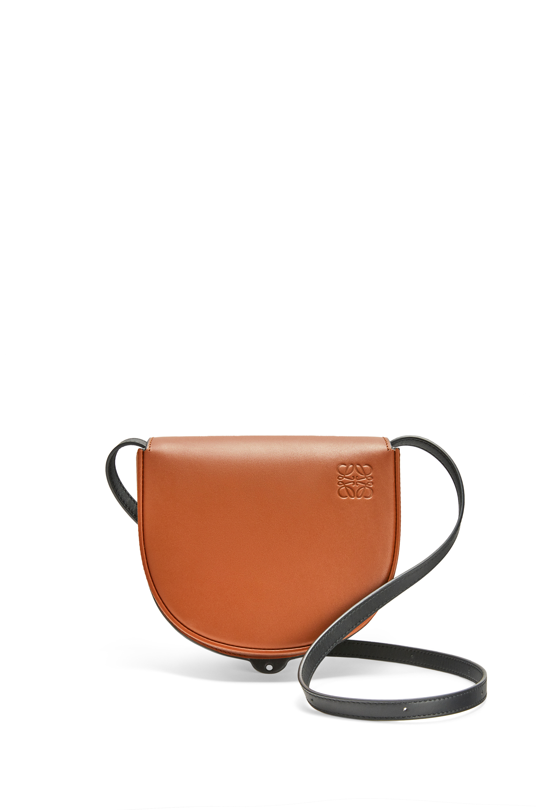 loewe bag outlet
