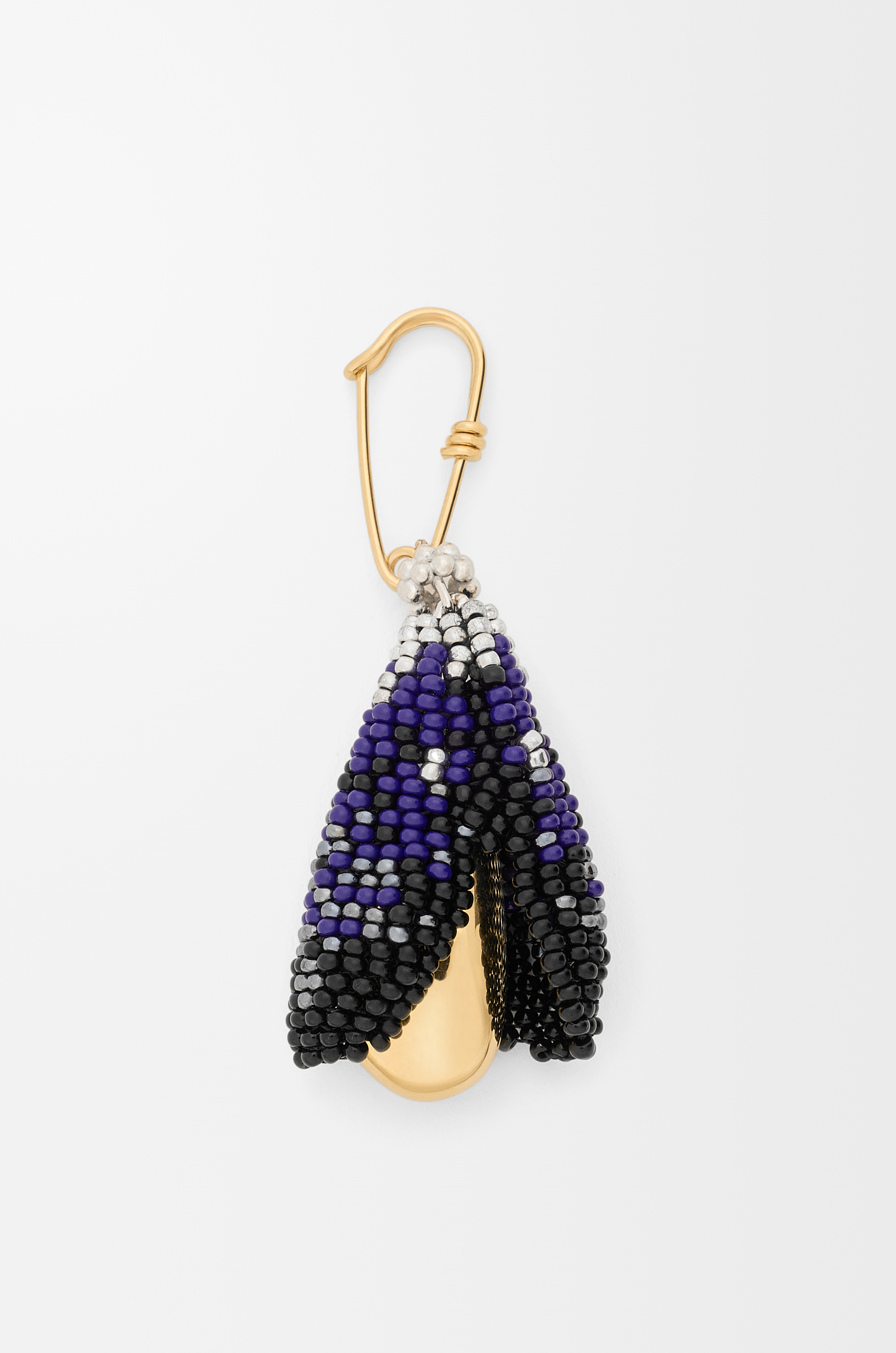 Shell brooch in sterling silver and beads