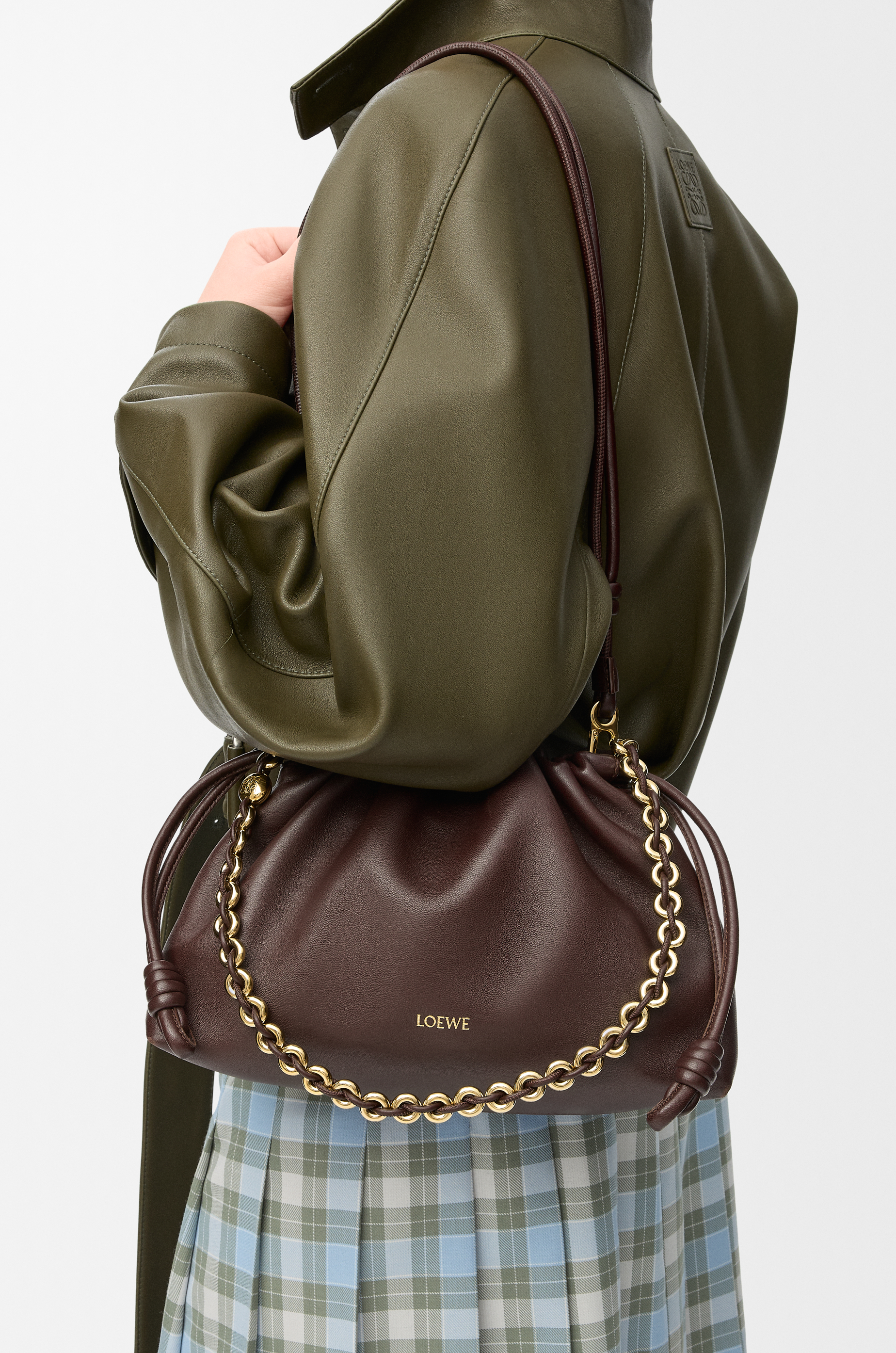 LOEWE Borsa Flamenco Purse media in morbida nappa di agnello Brownie Scuro