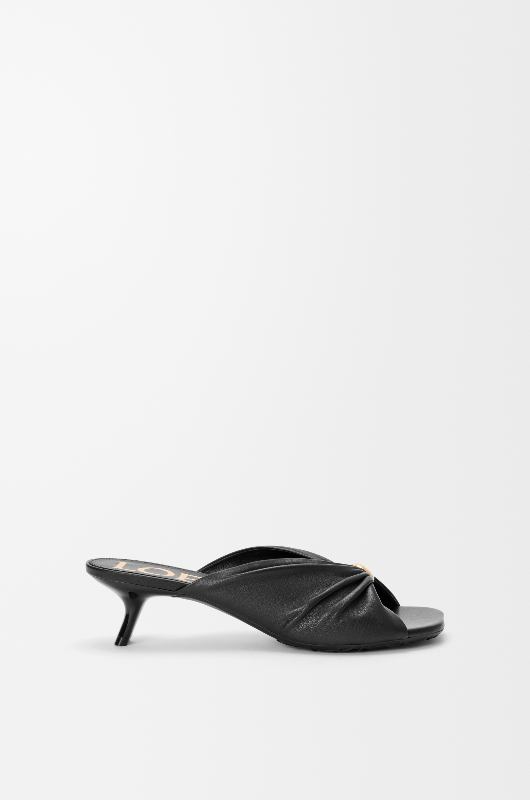 Pebble Soft slide in nappa lambskin Black - LOEWE International