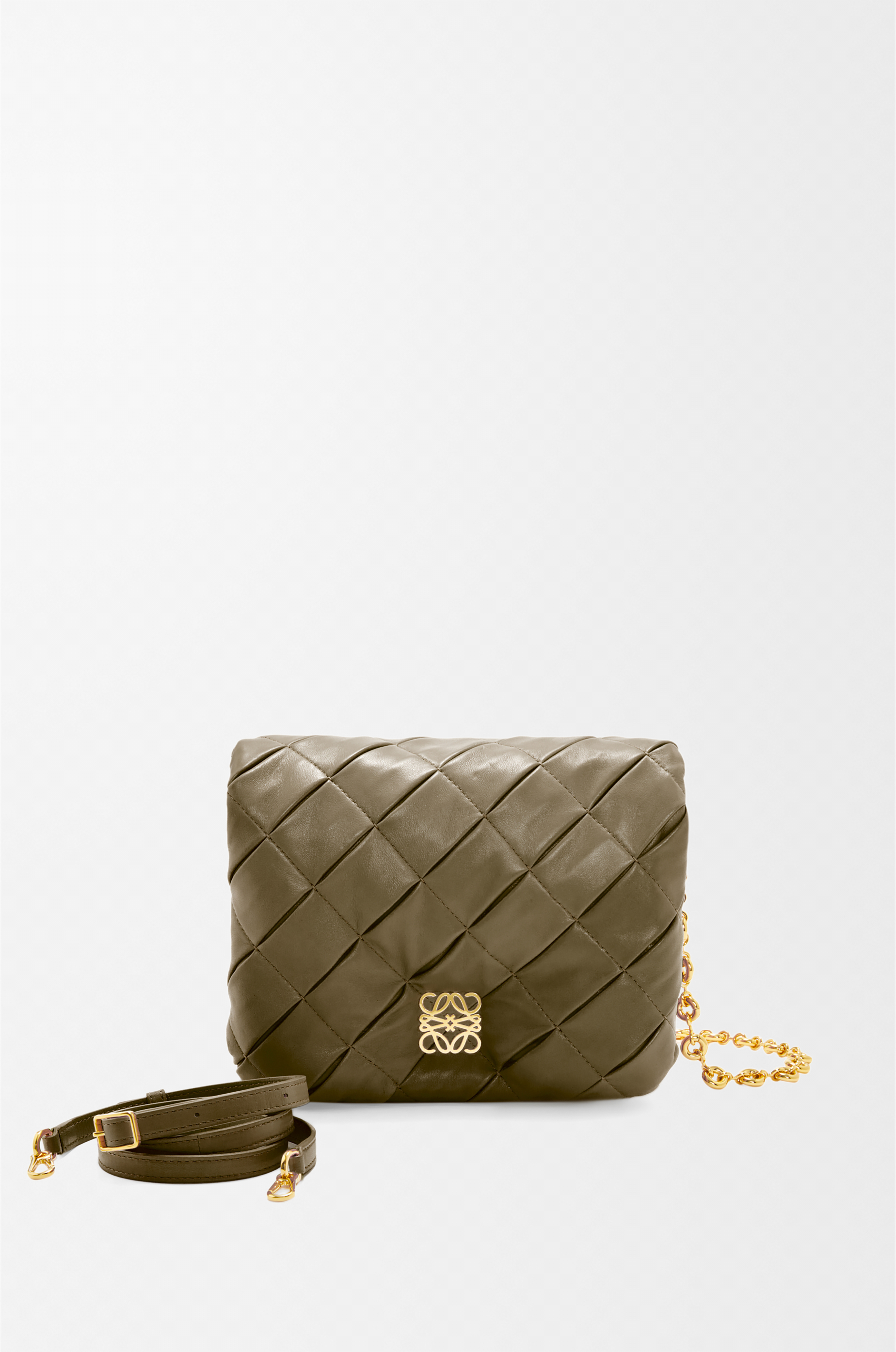 Preview Chanel's SS21 Collection of Small Leather Goods