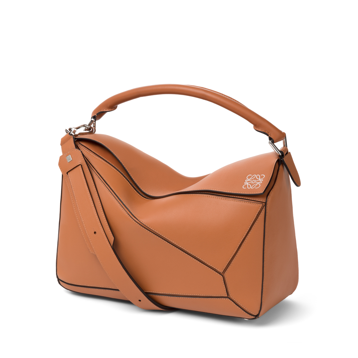 loewe puzzle tan medium