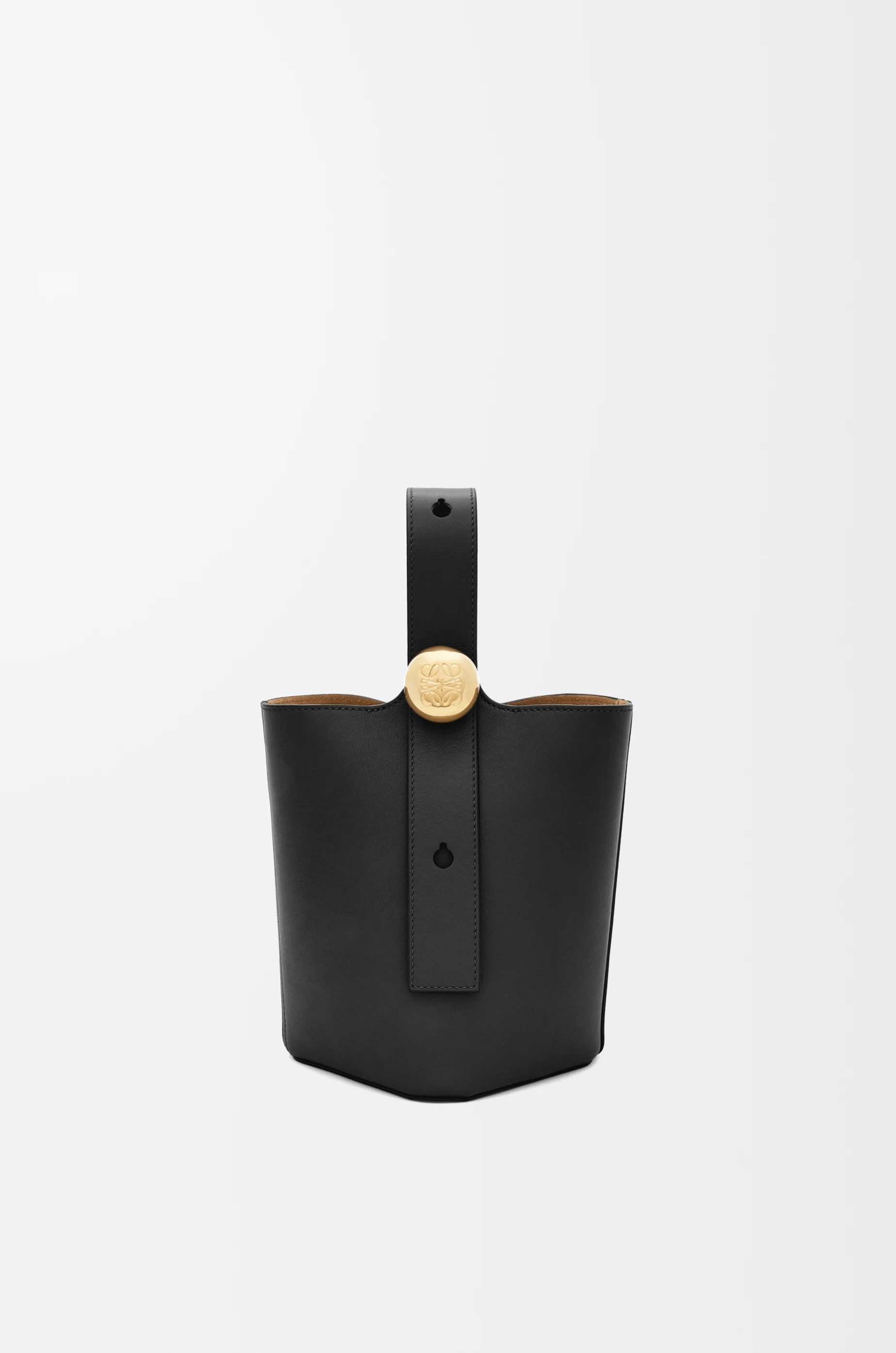 ランウェイ登場＊LOEWE ネスト バケットバッグ スモール(カーフ) ネスト バスケットバッグ スモール（カーフ） ブラック - LOEWE