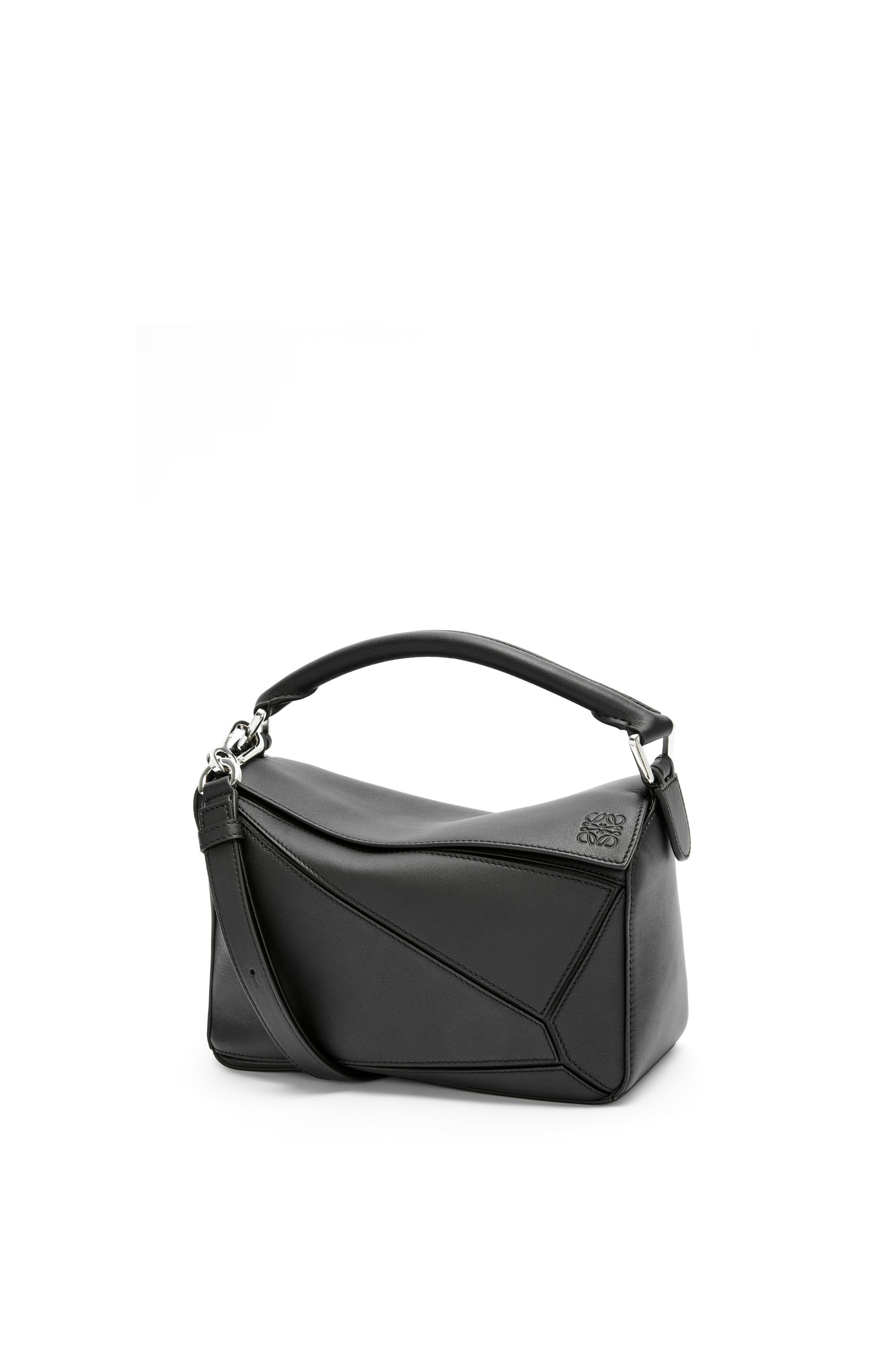 harga loewe puzzle bag TGS A.A