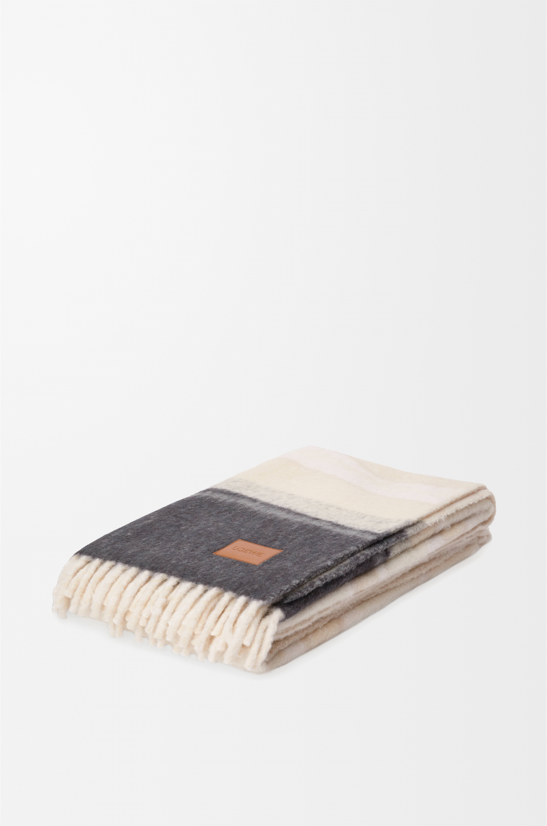 Blanket in alpaca and wool blend Beige - LOEWE