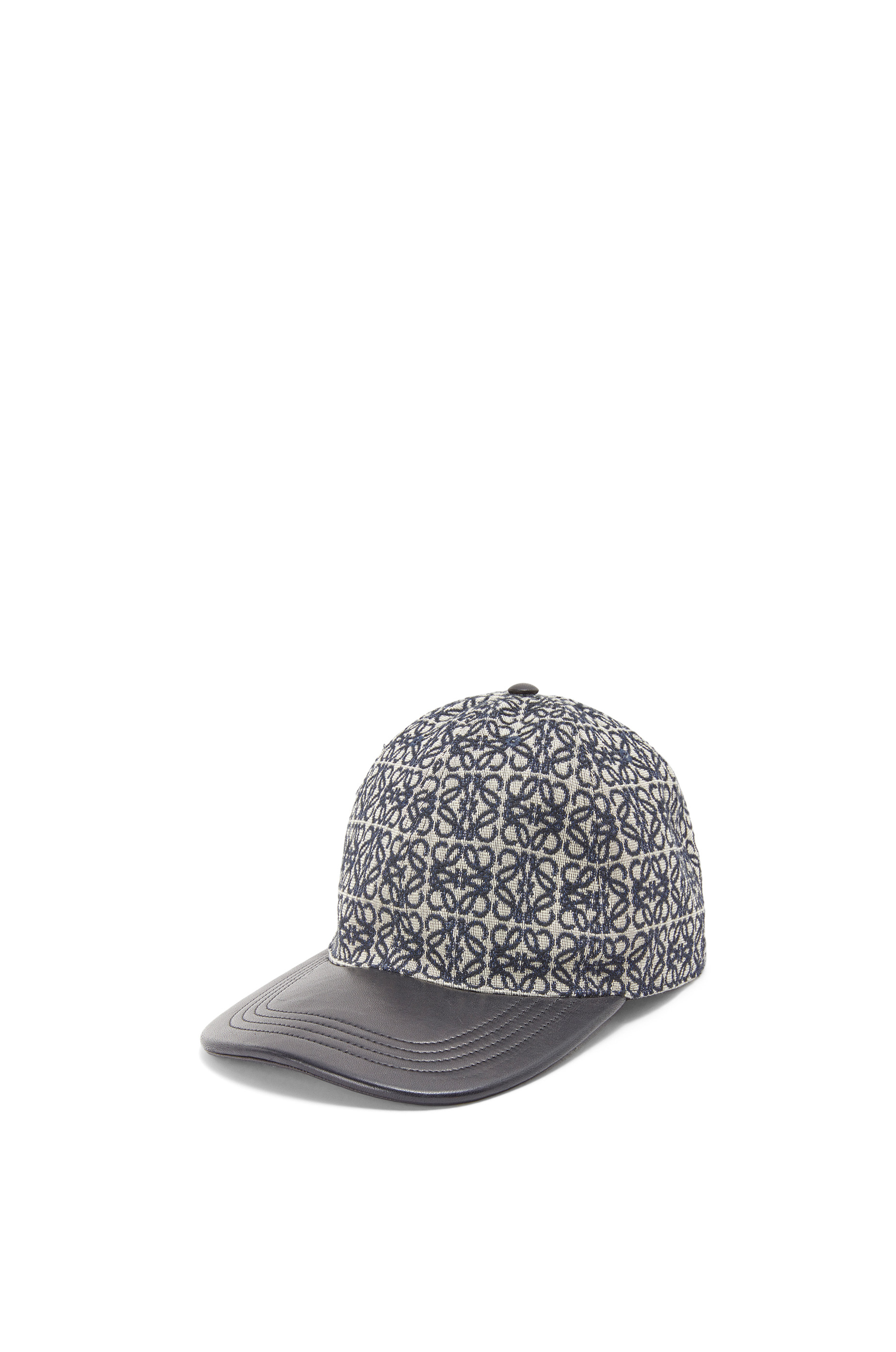 Loewe cap bag 2025