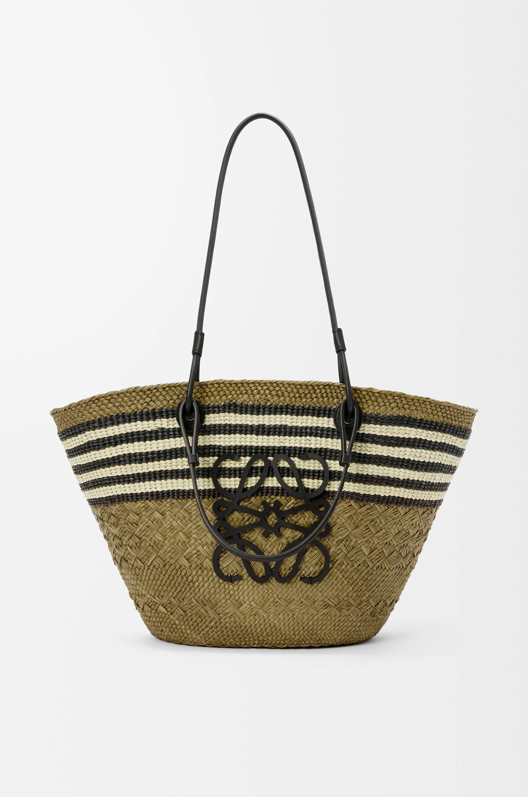 夏はこれで迎える♪【Loewe】アナグラム ミディアム バスケット アナグラム バスケットバッグ ミディアム（イラカヤシ&カーフ