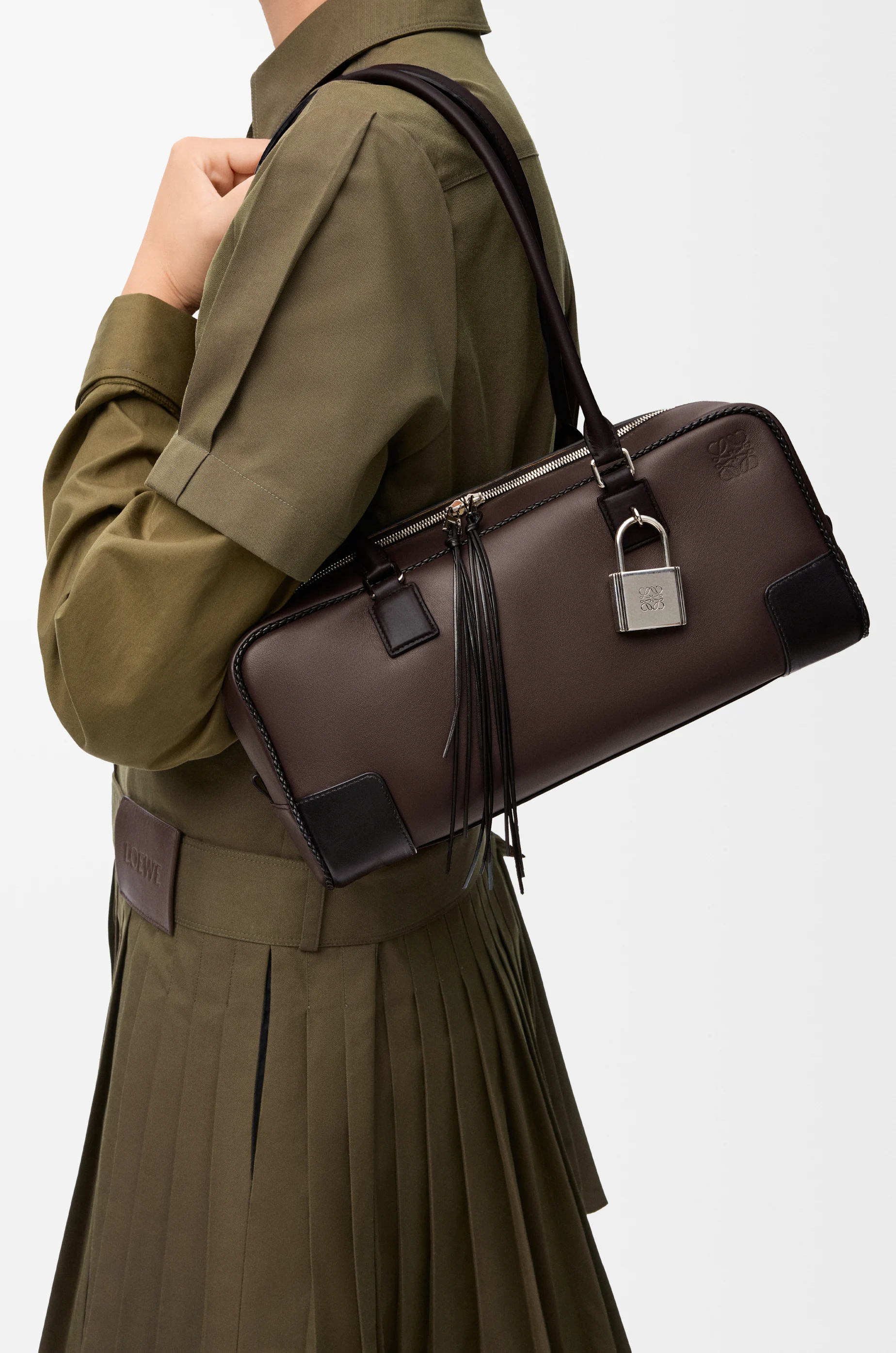ウィメンズ ラグジュアリーバッグ - LOEWE Japan official website