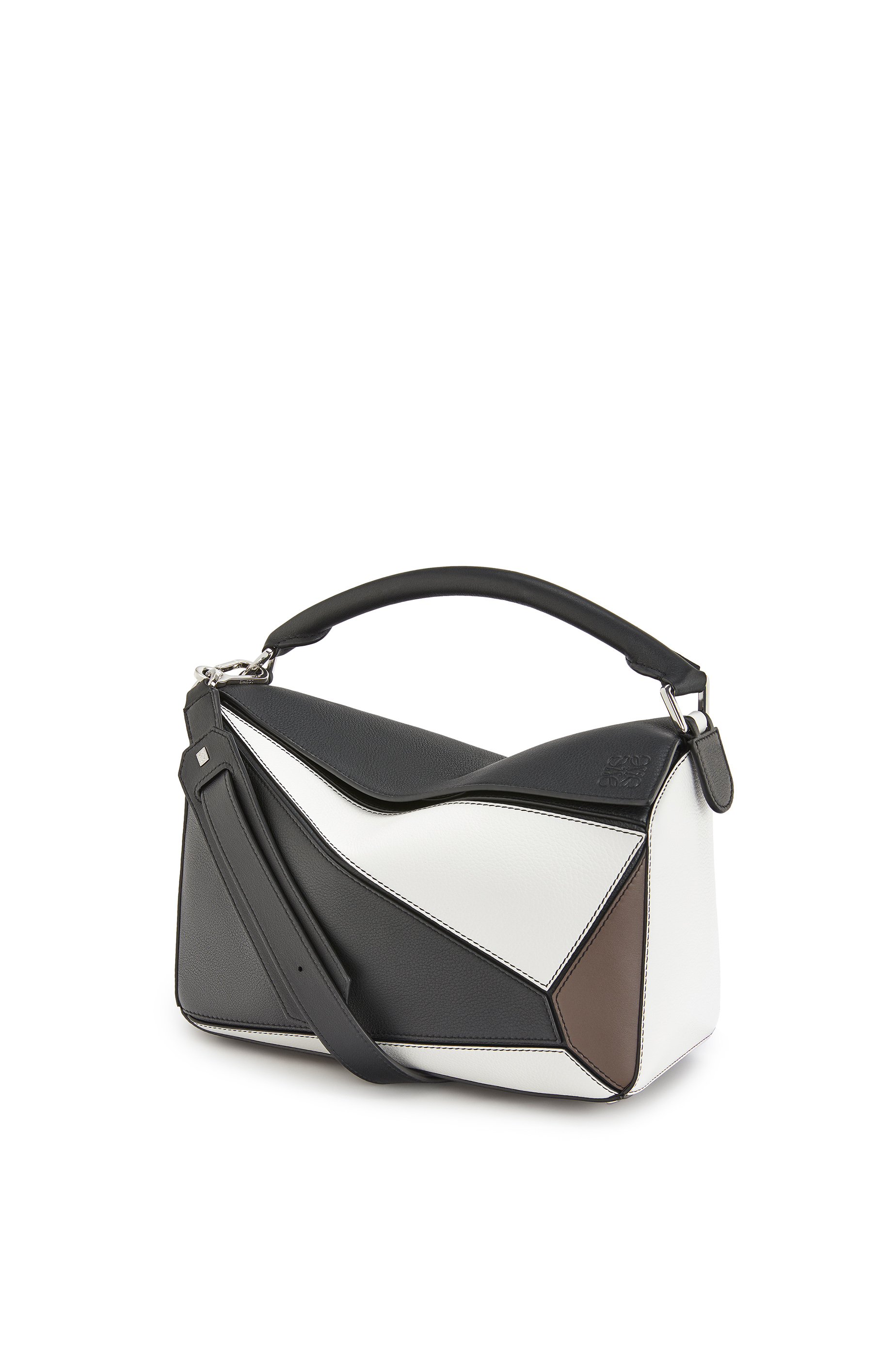 loewe bag mini
