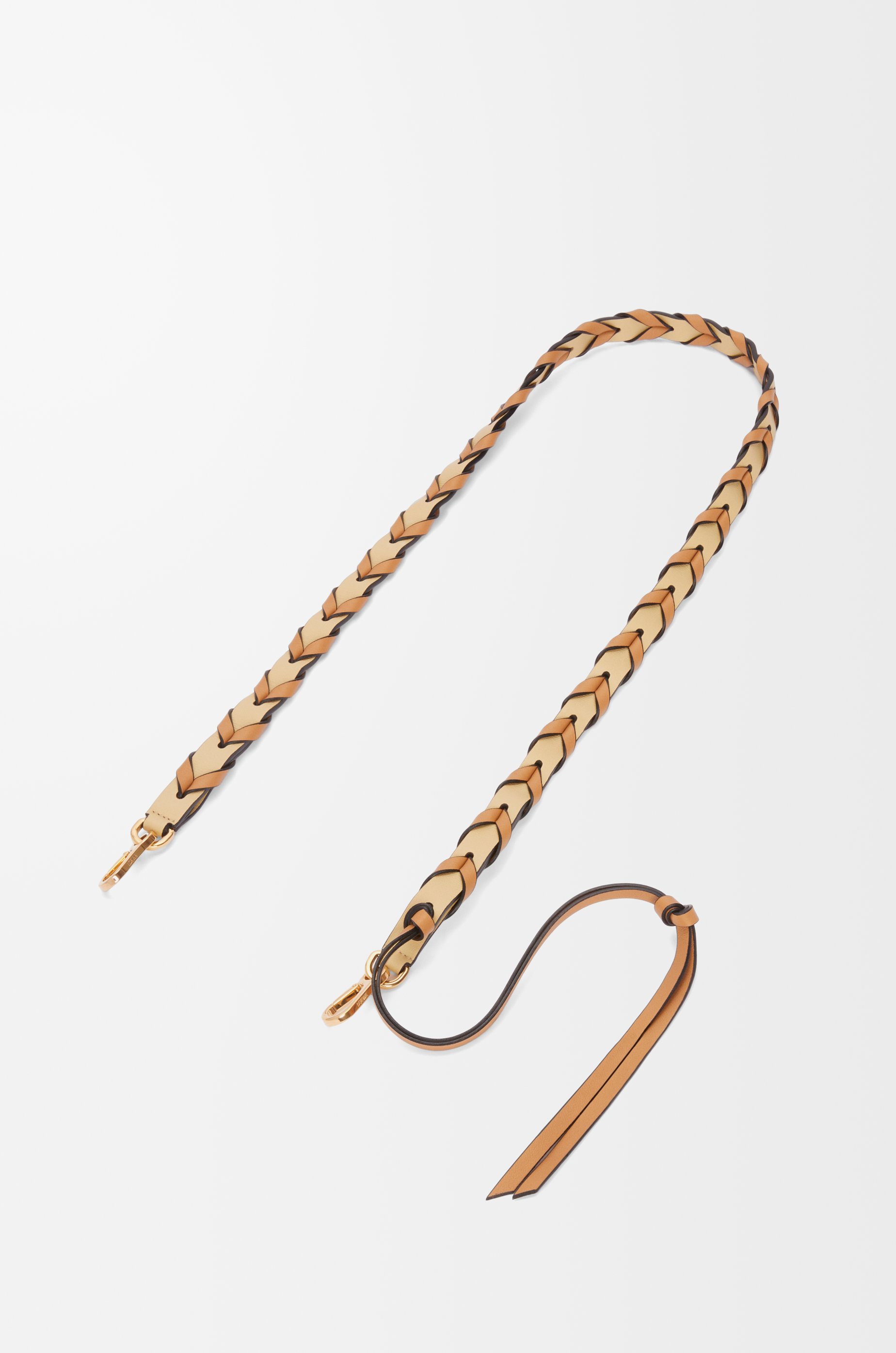 1点限り！累積売上第1位【LOEWE】シン ブレイデッド ストラップ