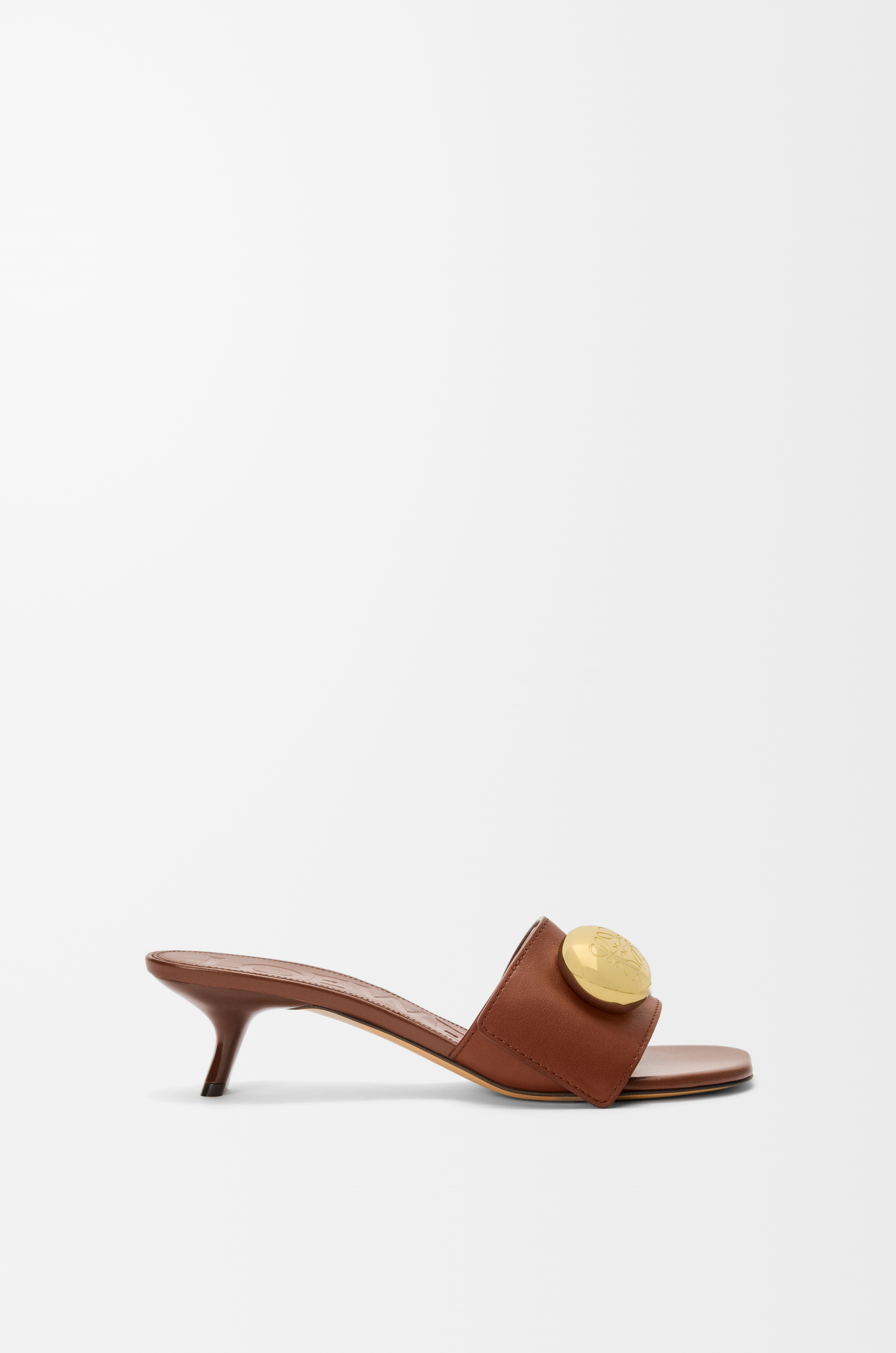 Pebble slide in soft calfskin Red - LOEWE USA Official Website