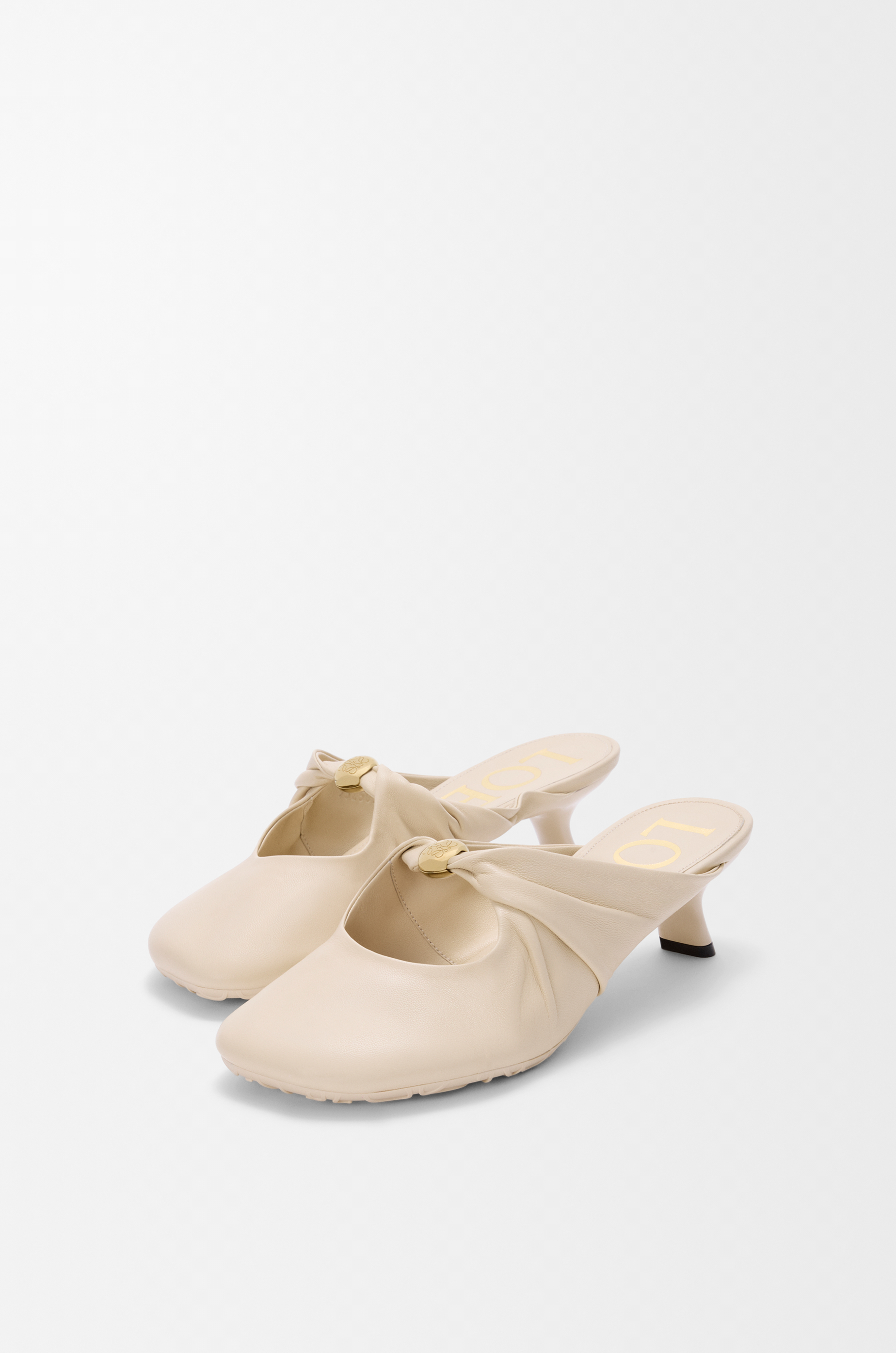LOEWE Pebble Soft mule in nappa lambskin Dough