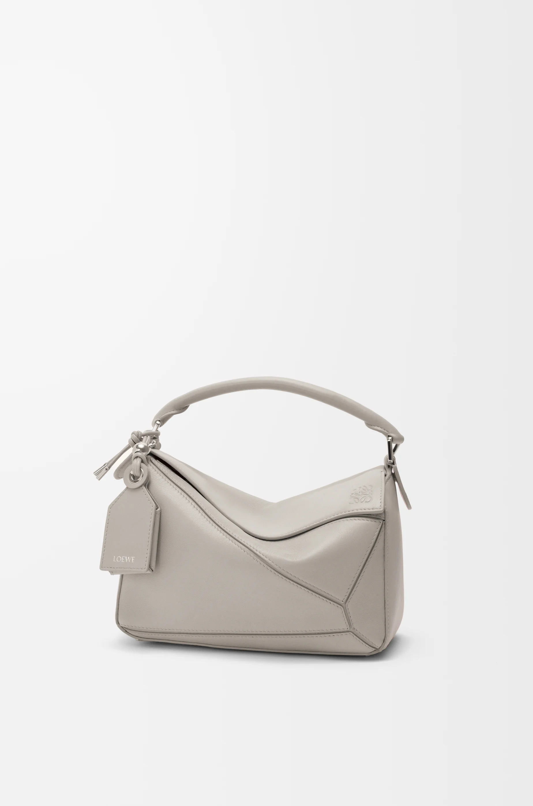 ロエベ パズルバッグ mini サハラカラー パズルバッグ スモール（クラシックカーフ） ベージュ - LOEWE