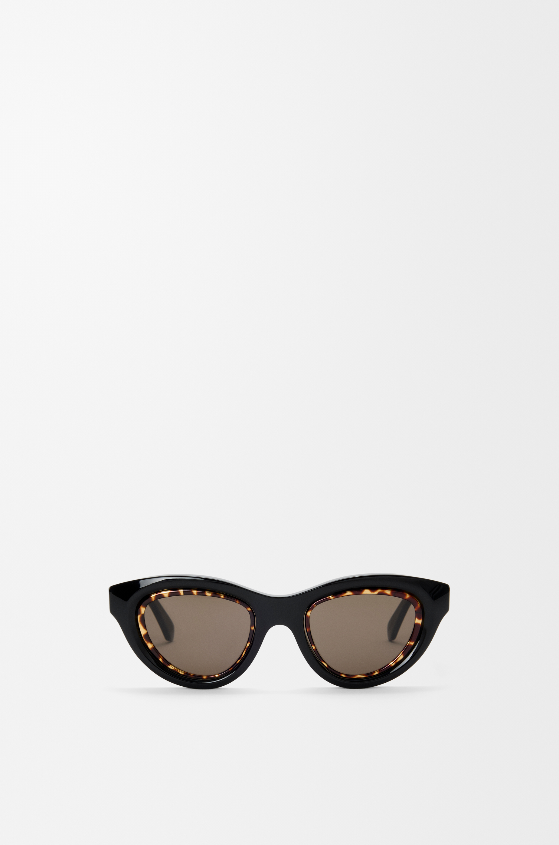 LOEWE inflated ブラック キャットアイ サングラス Loewe - Inflated cateye sunglasses | HBX