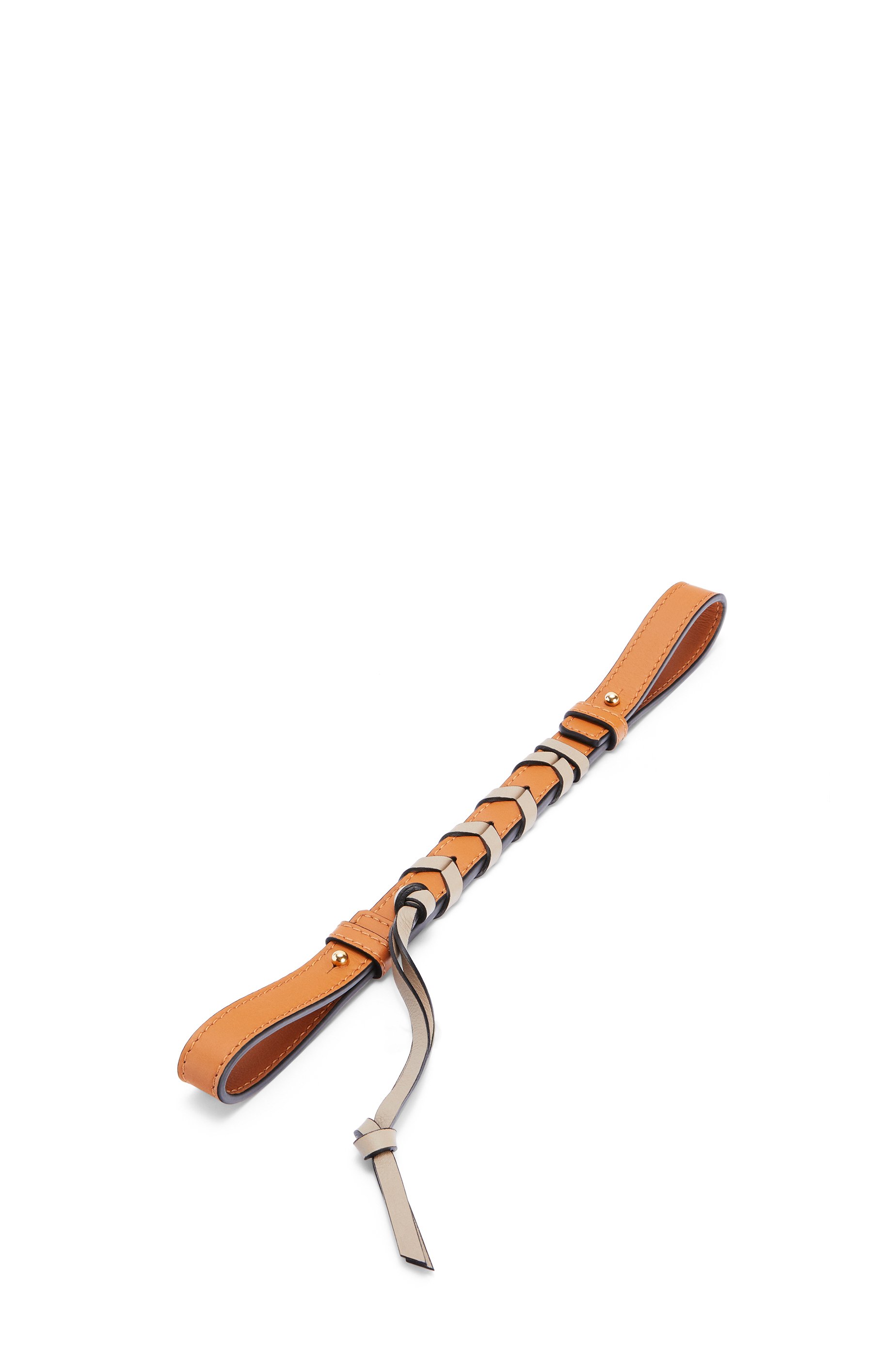 Short braided strap in classic calfskin 