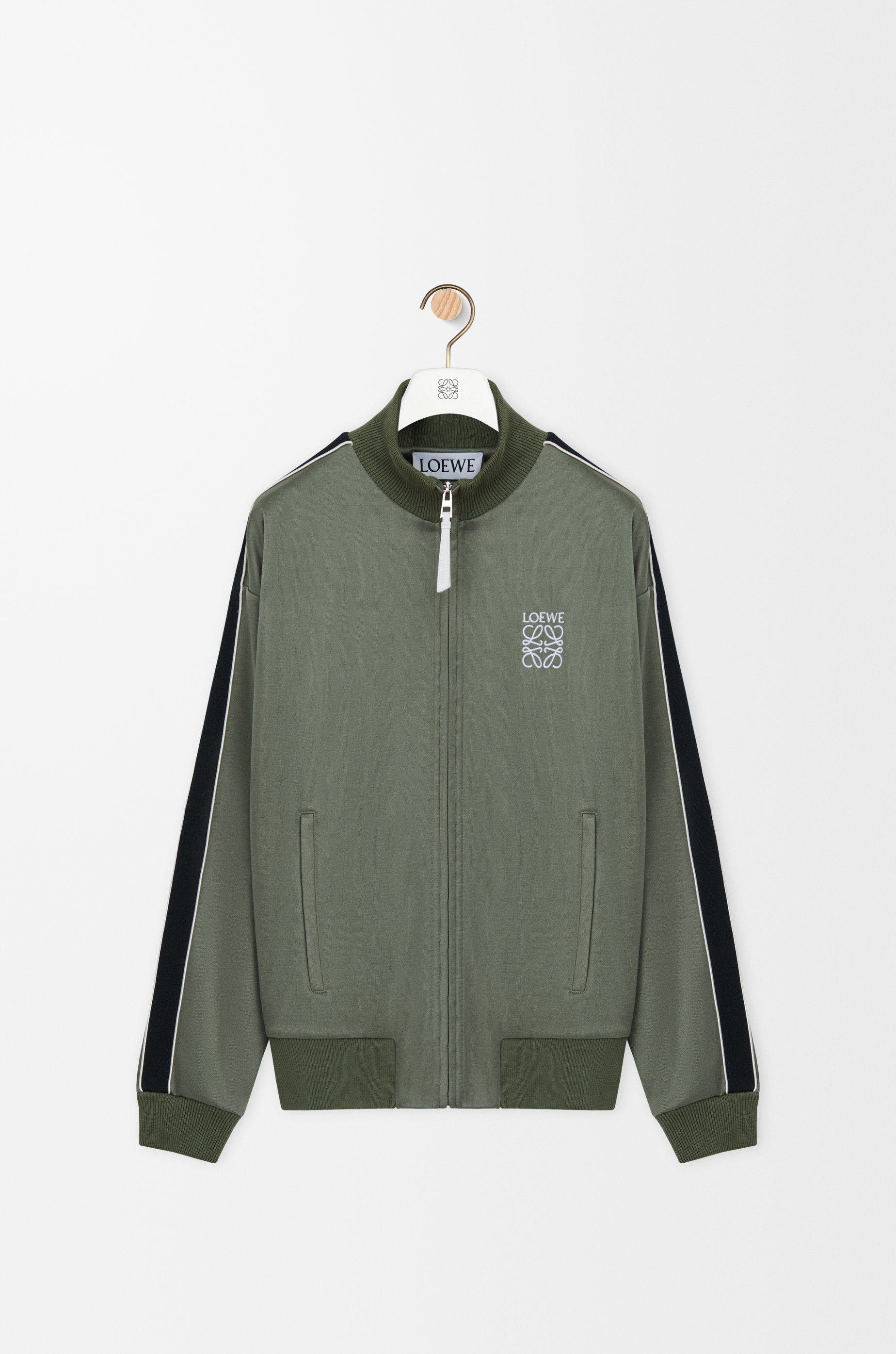 J4620_963_V2_Q424_MOD1_FRONT.JPG