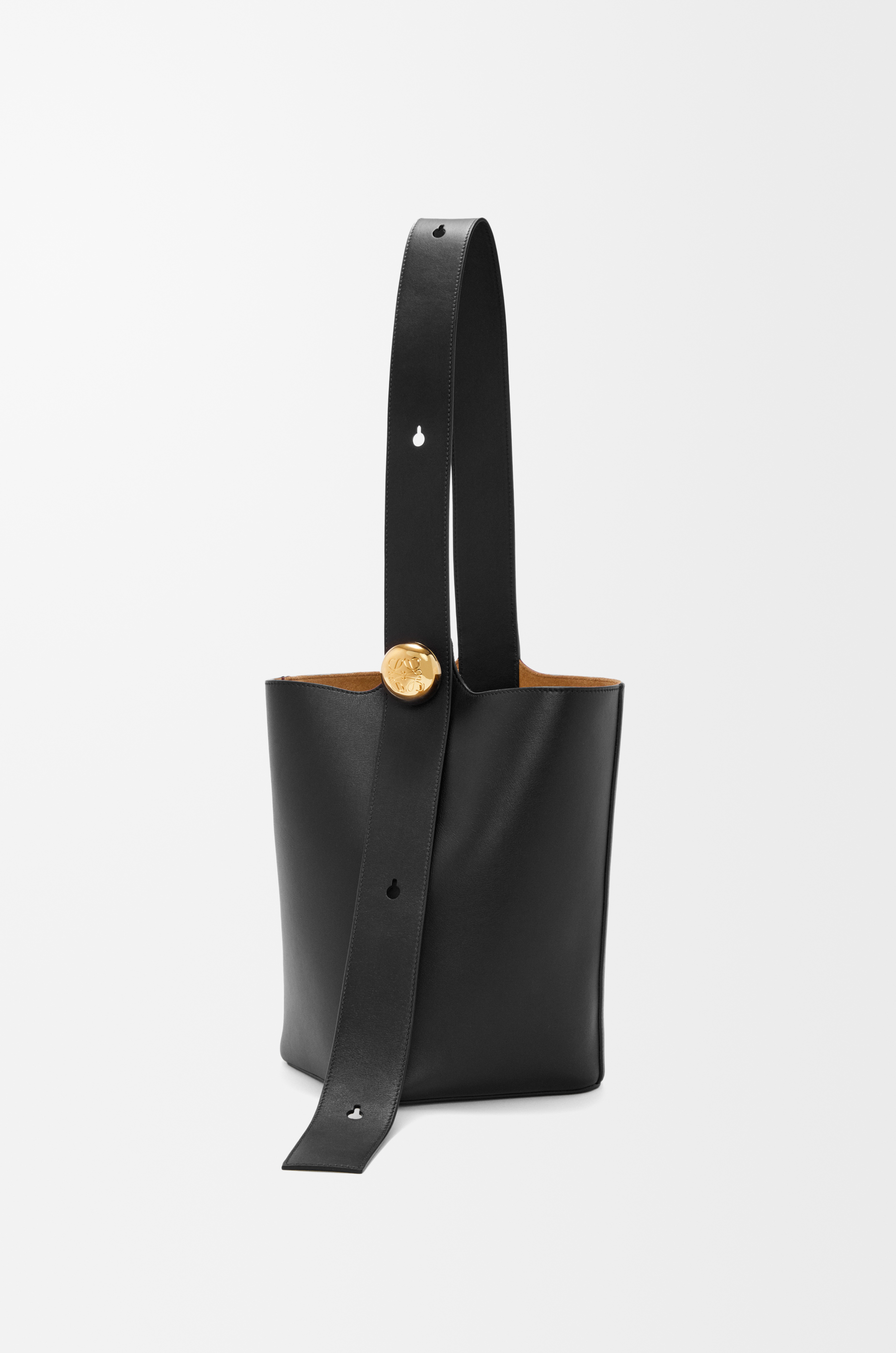 Loewe online bucket bag