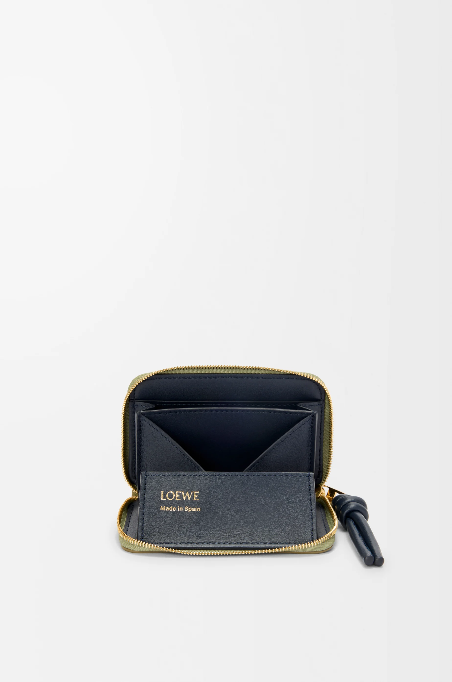 LOEWE ジップ コインパース（シャイニーナパカーフ） ユーカリ/ディープネイビー