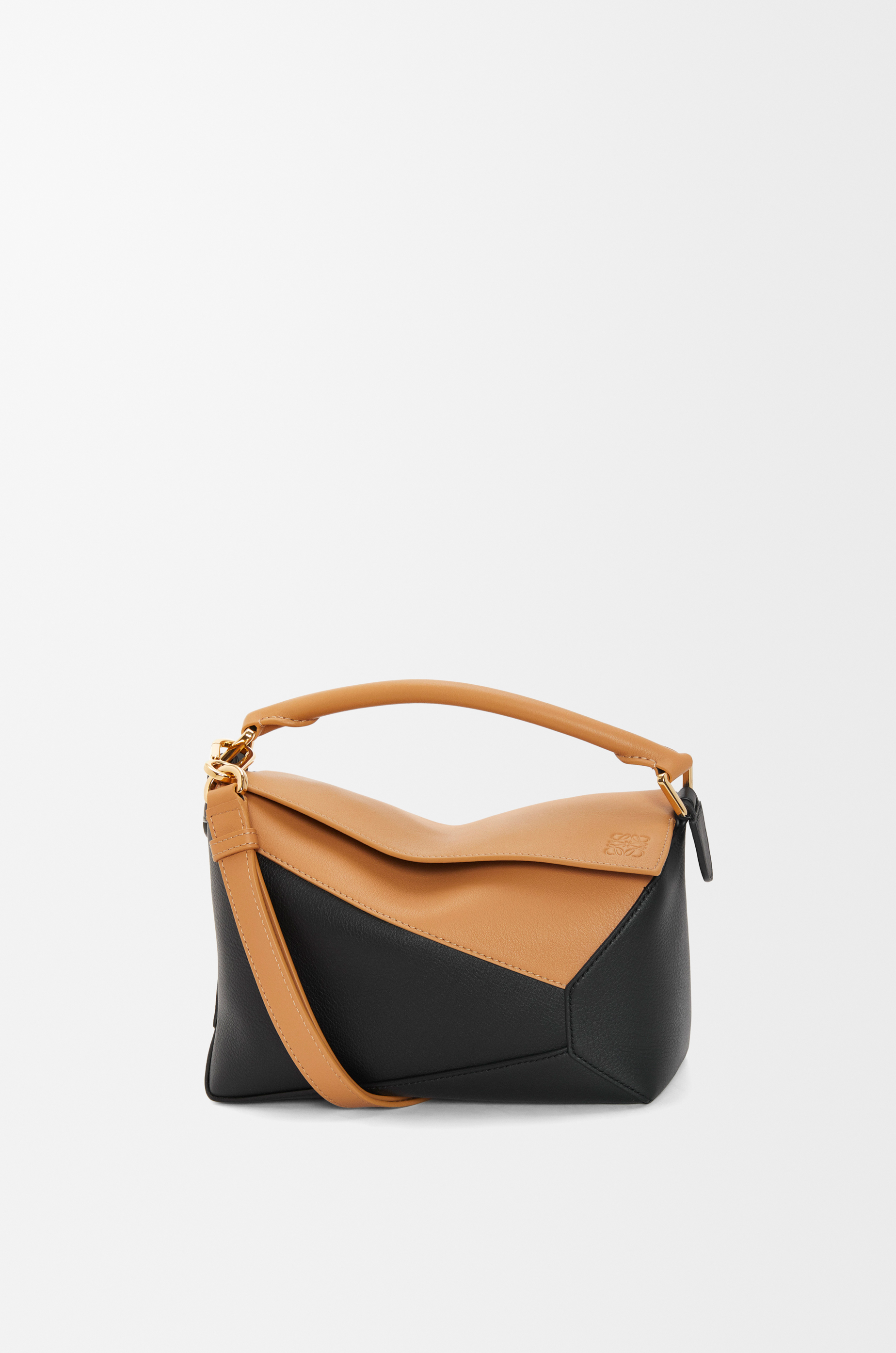 loewe black puzzle bag