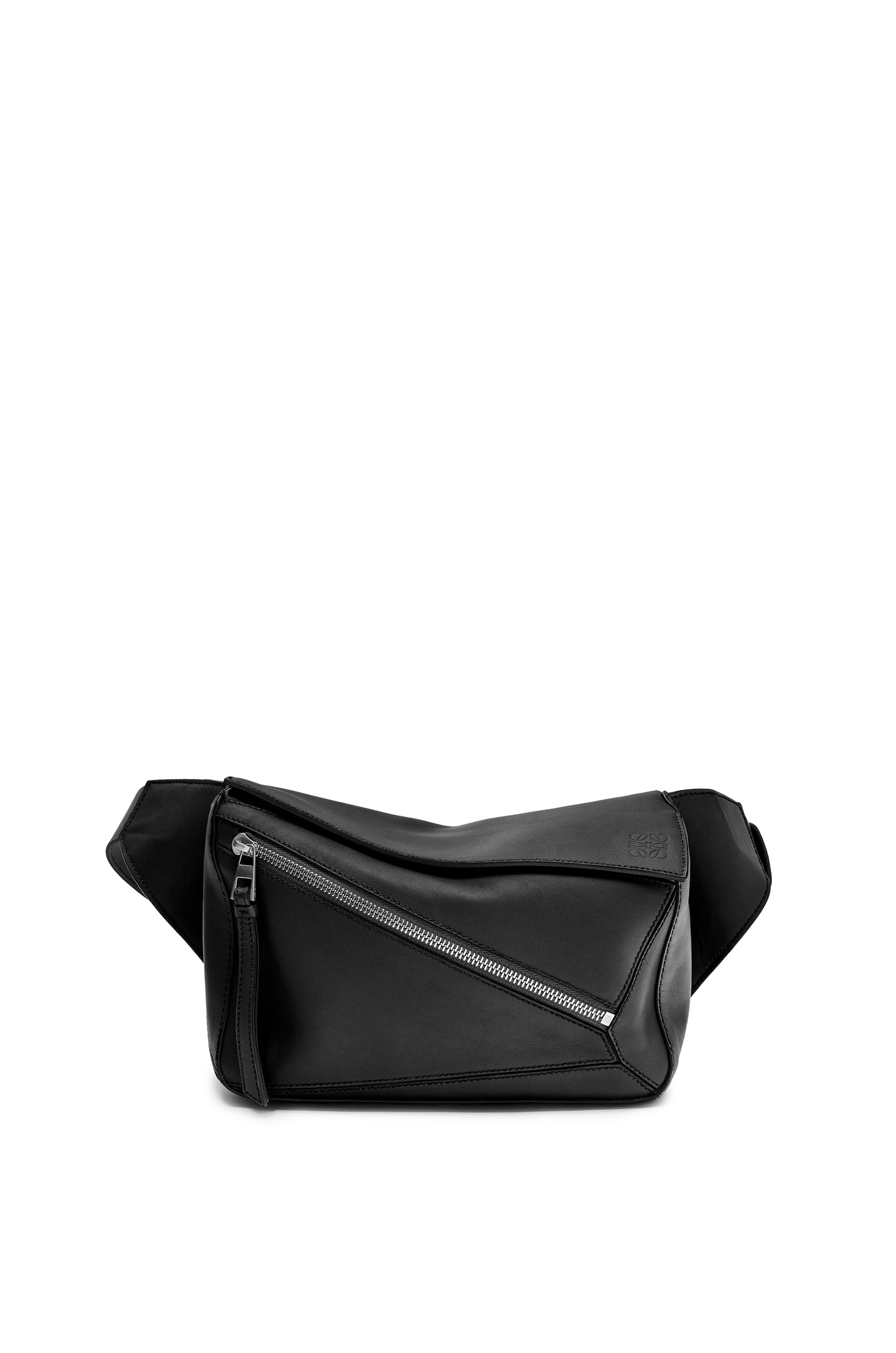 パズル バムバッグ スモール（クラシックカーフ） ブラック - LOEWE