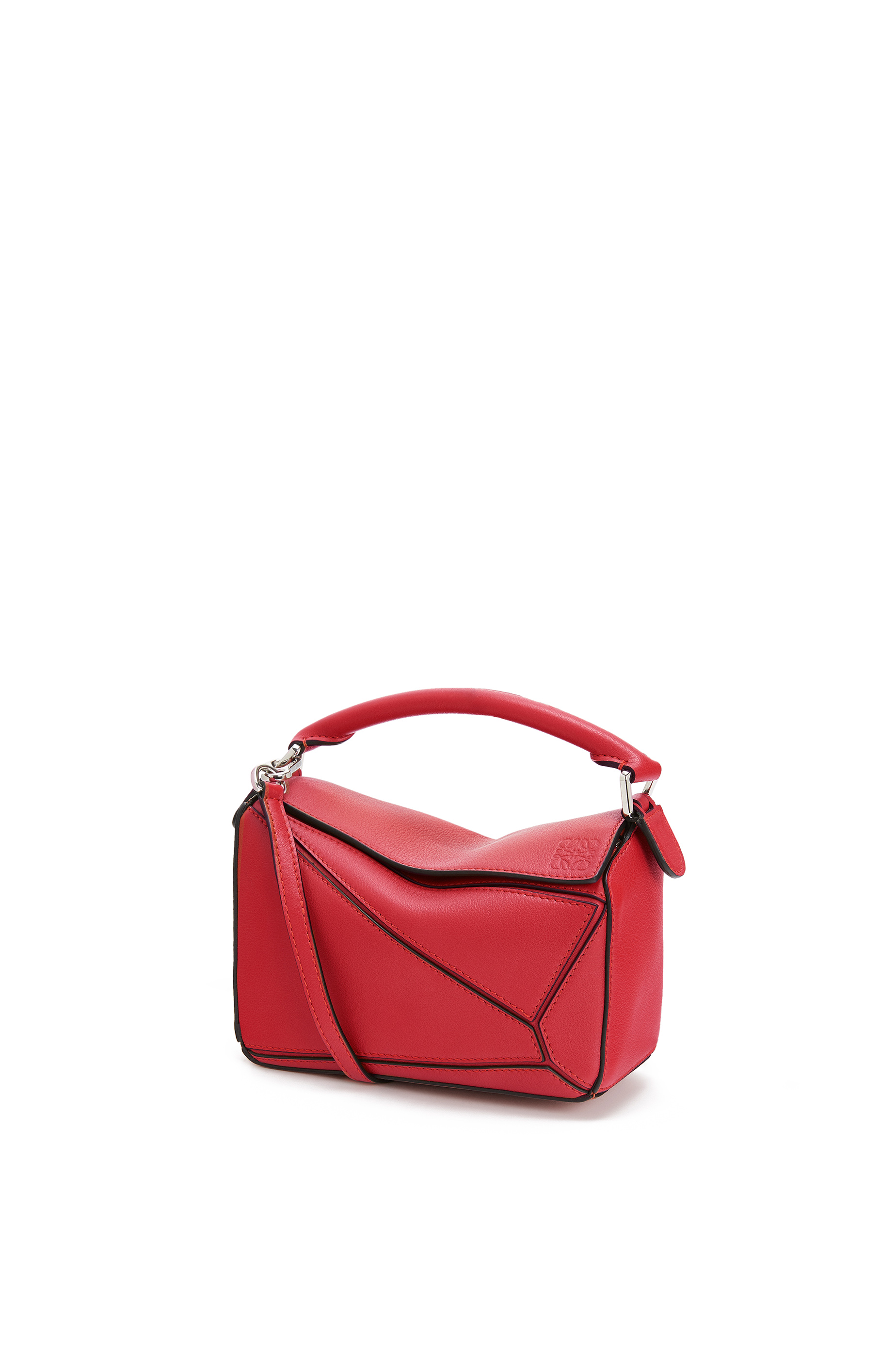 loewe puzzle bag red