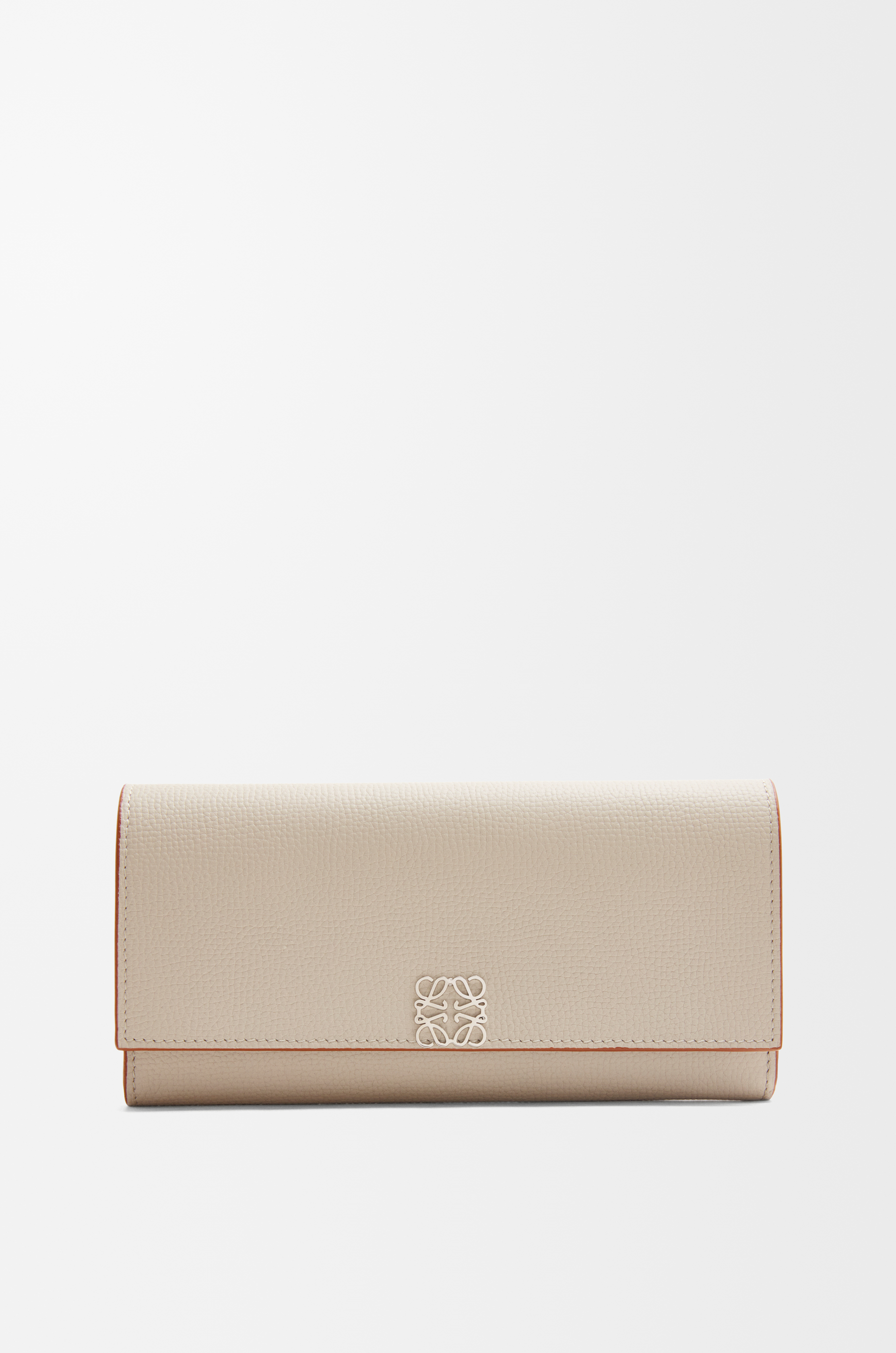 Anagram continental wallet in pebble grain calfskin Light Anagram continental wallet in pebble grain calfskin Light
